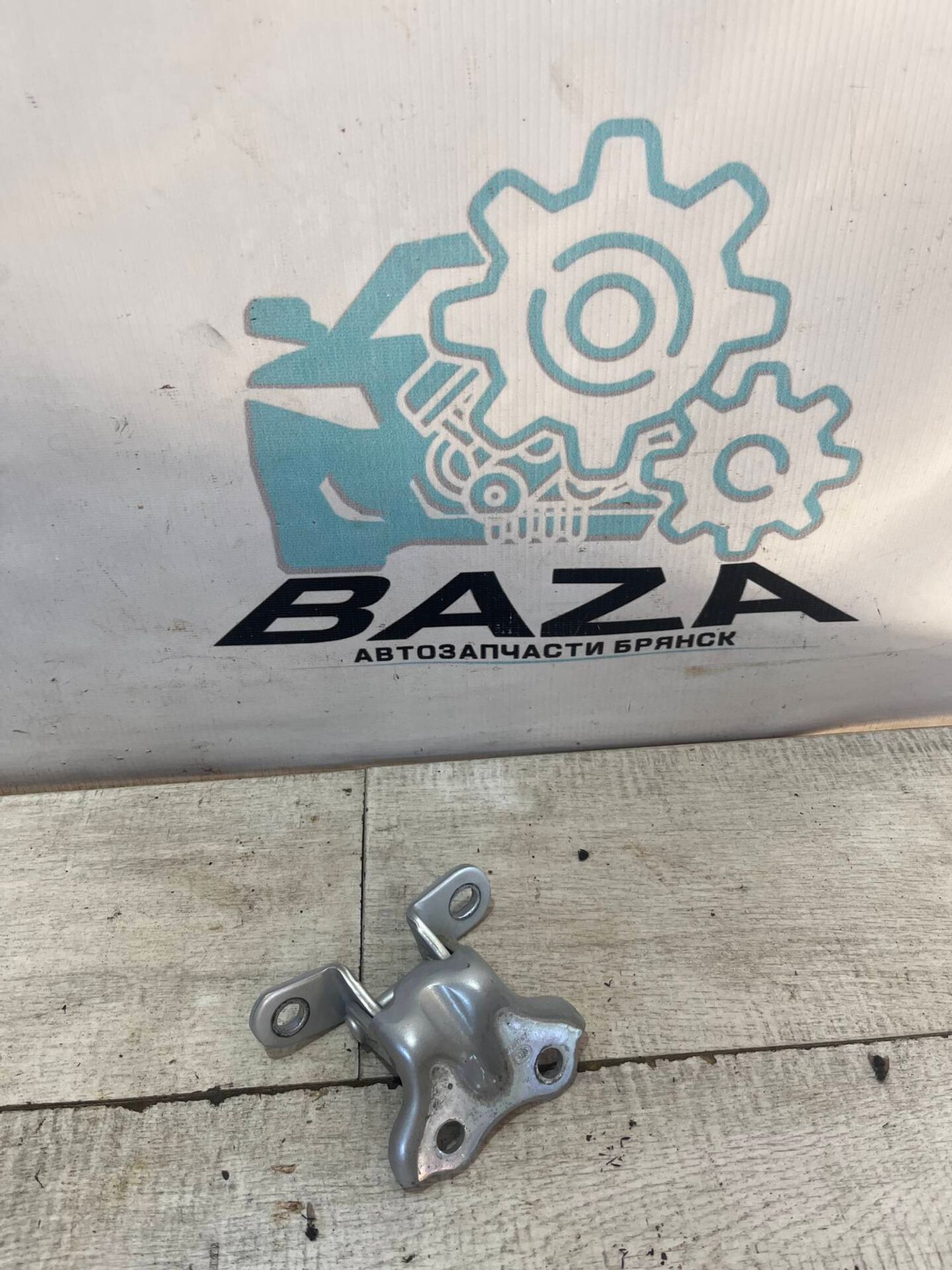 Петля двери задней правой верхняя Kia Rio 3, 500 рублей, Брянск