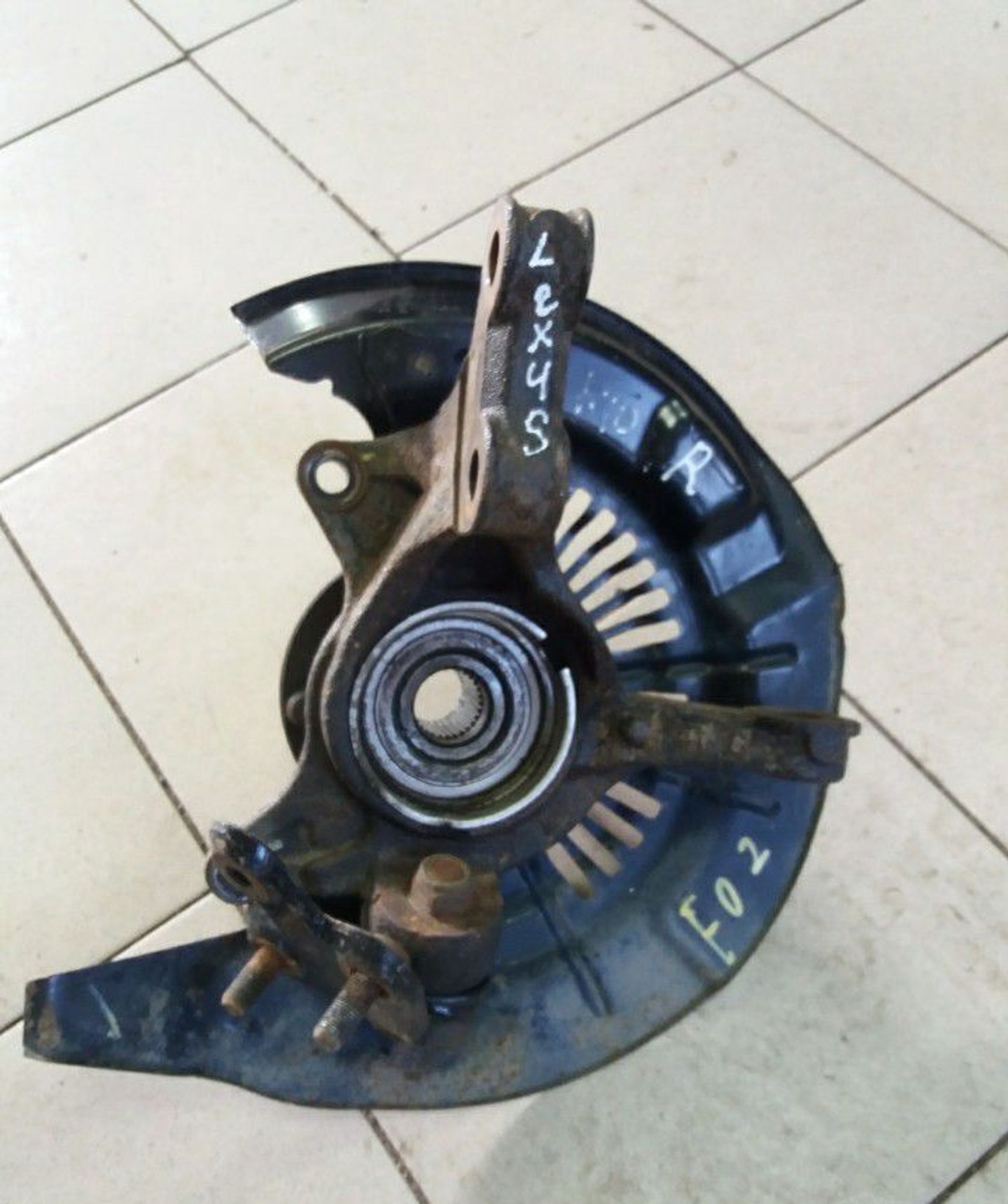 Кулак передний правый Lexus RX 3 2009-2015г, 15000 рублей, Брянск