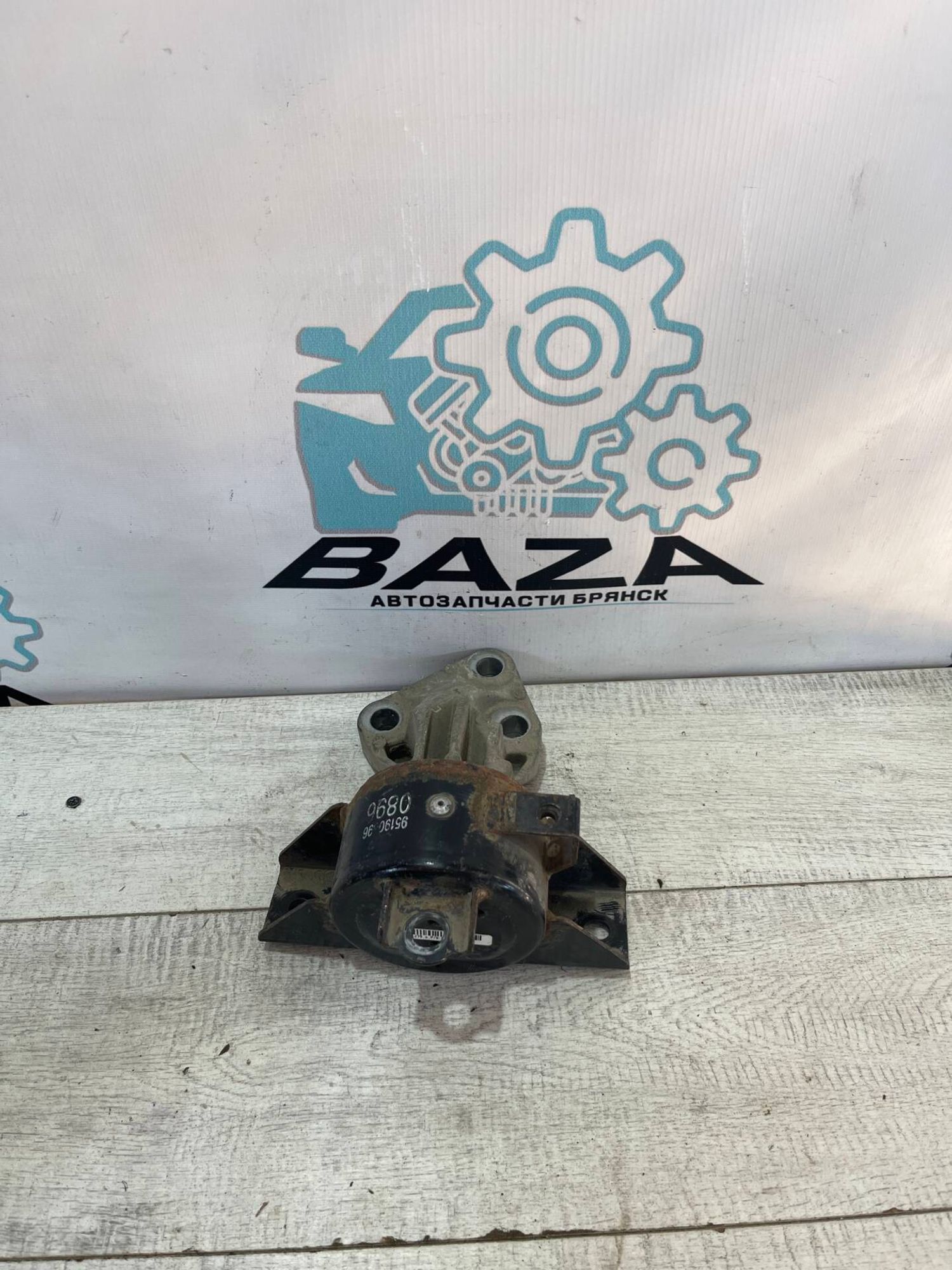 Опора двигателя Chevrolet Aveo T300, 2000 рублей, Брянск