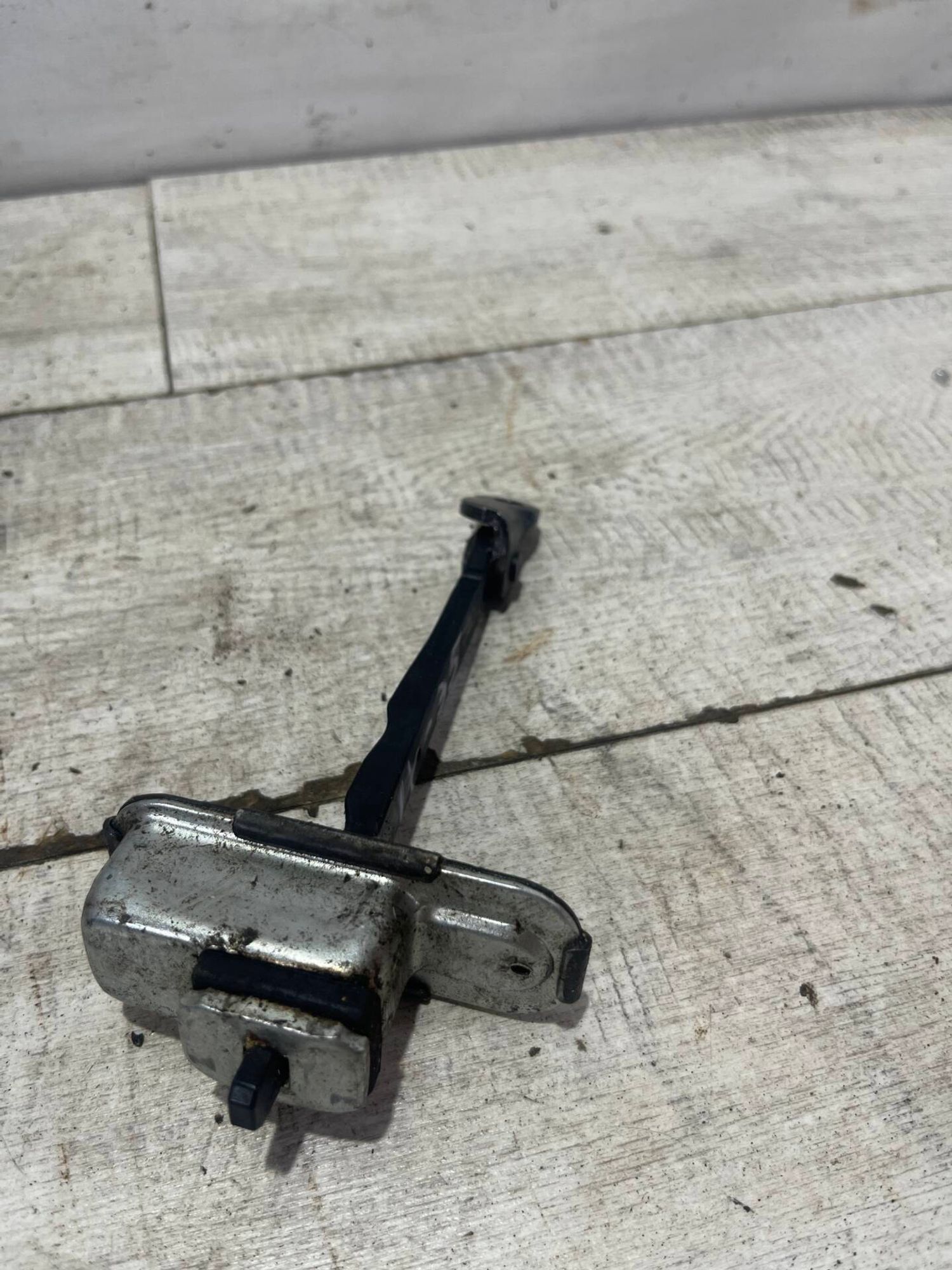 Ограничитель задней правой  двери Hyundai ix35, 500 рублей, Брянск