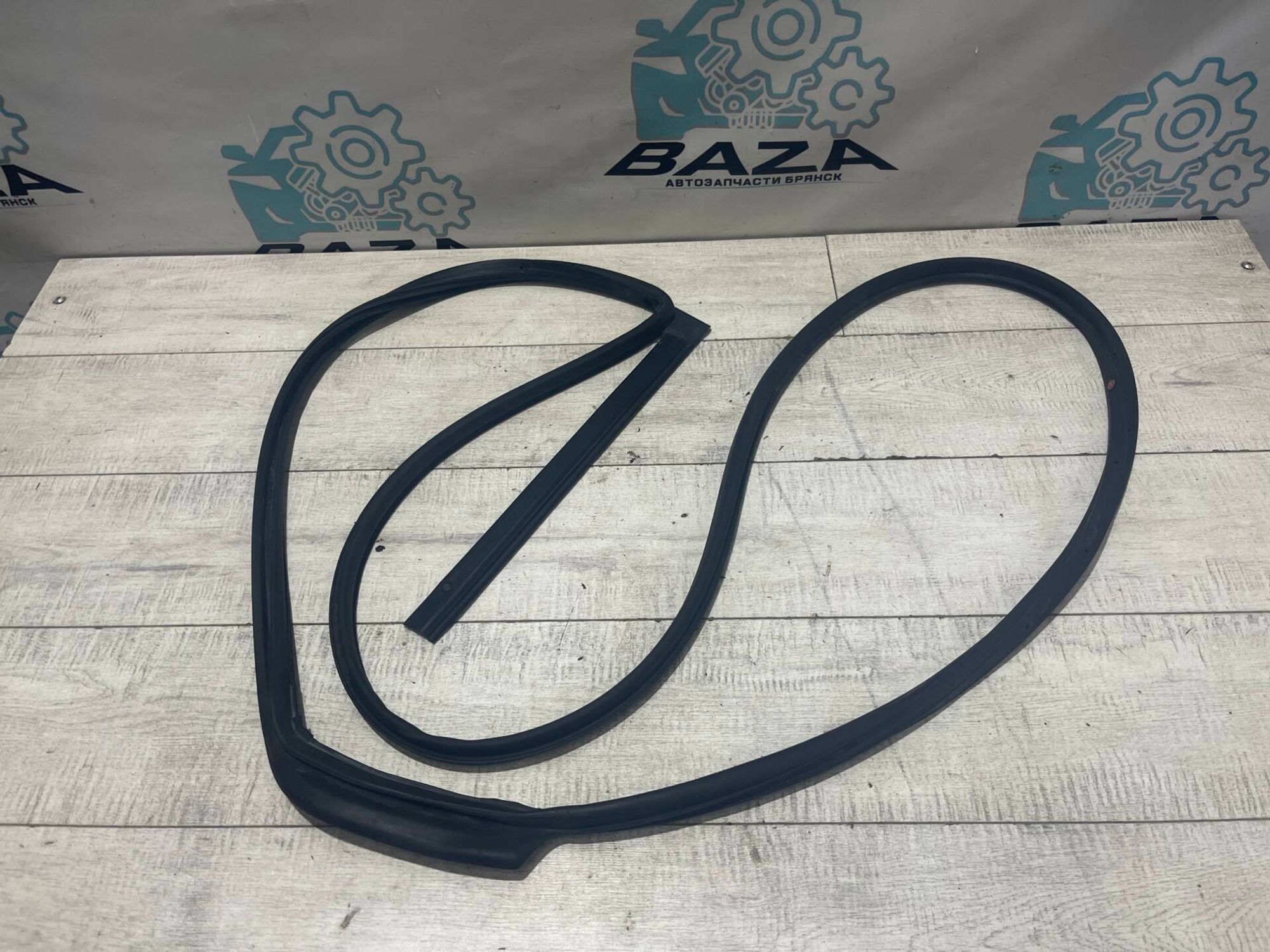 Уплотнитель двери задний левый Kia Rio 4, 1000 рублей, Брянск