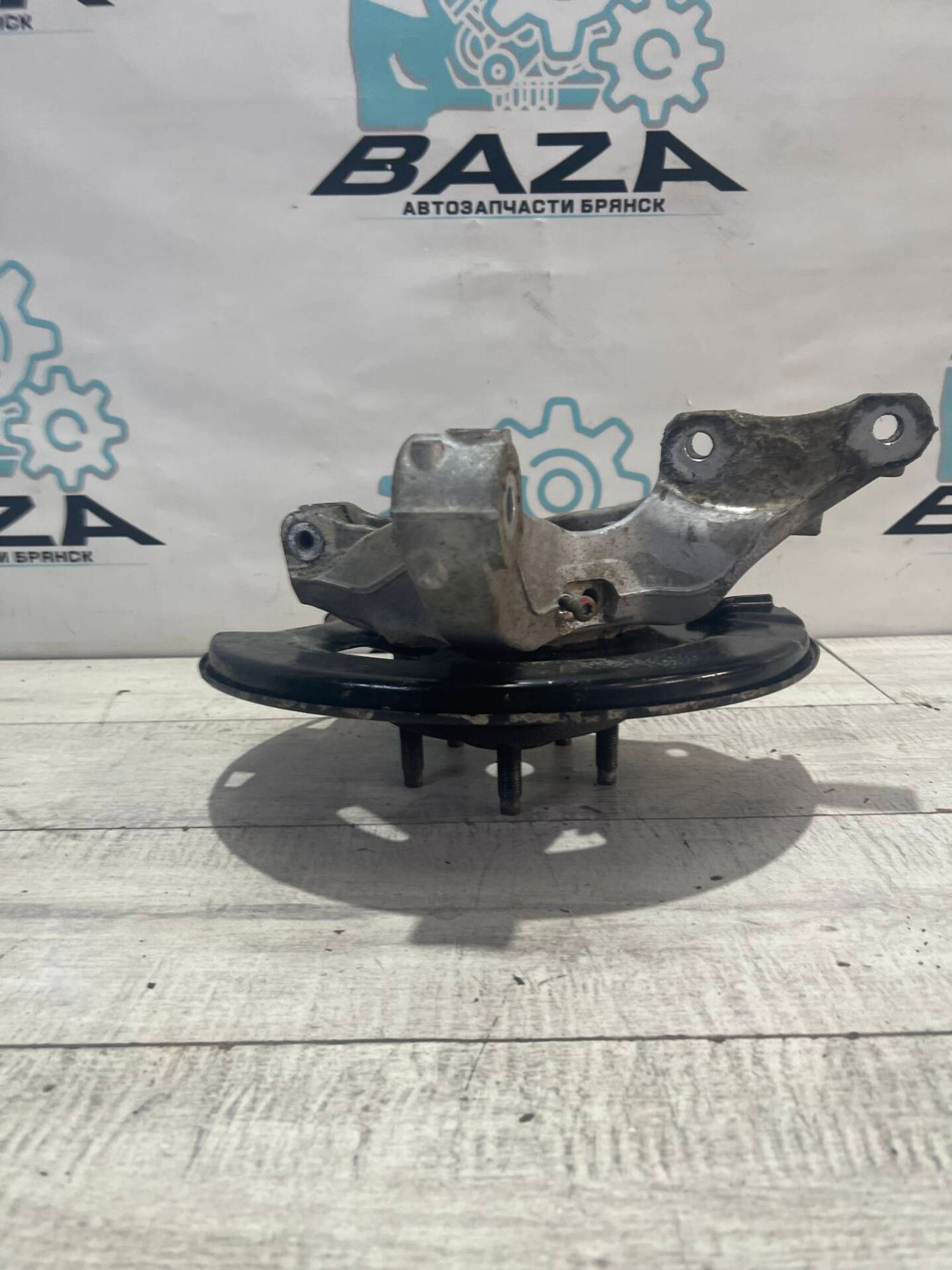 Кулак передний правый Chevrolet Cruze, 3000 рублей, Брянск