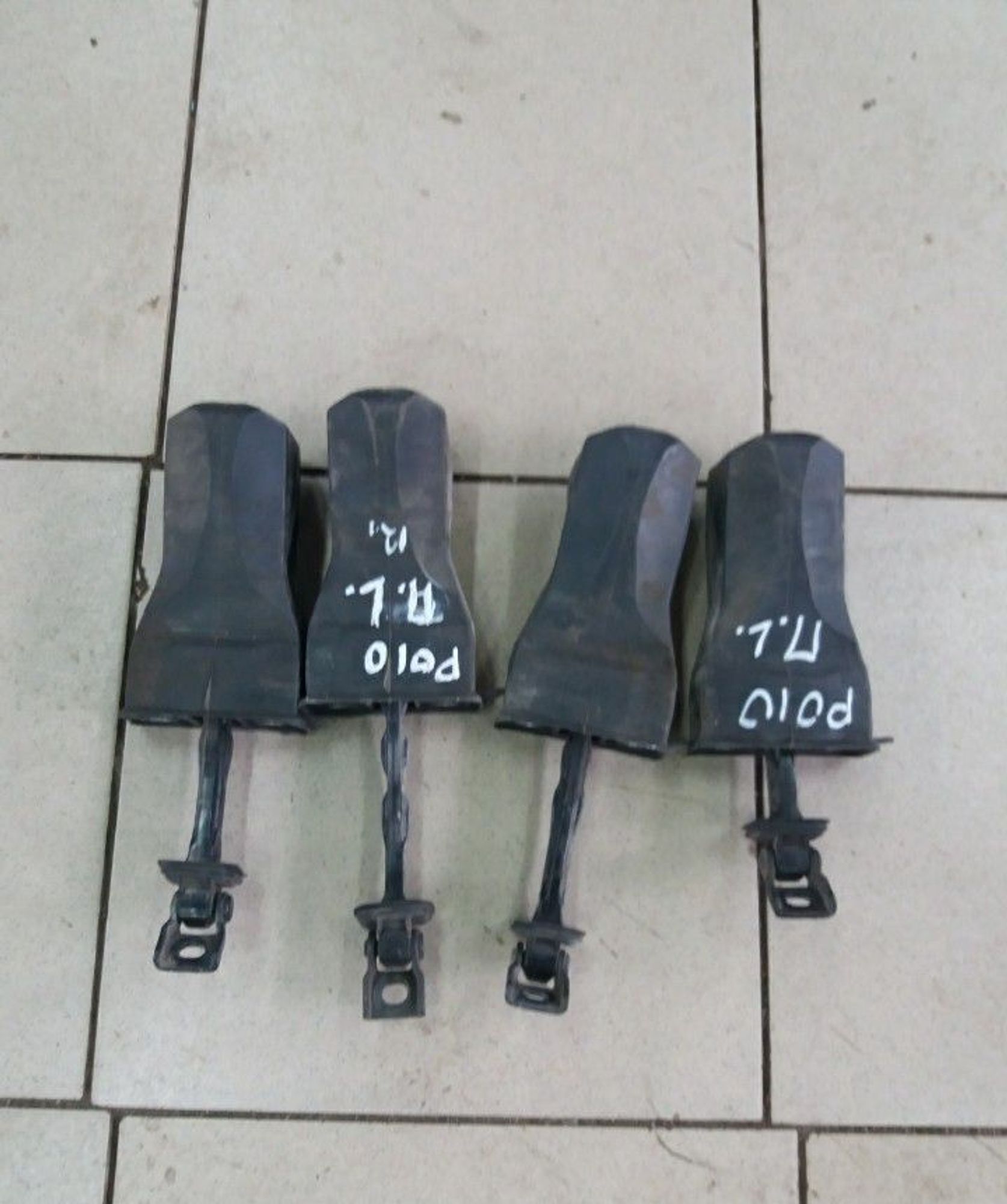 Ограничитель двери VW Volkswagen Polo Sedan, 500 рублей, Брянск