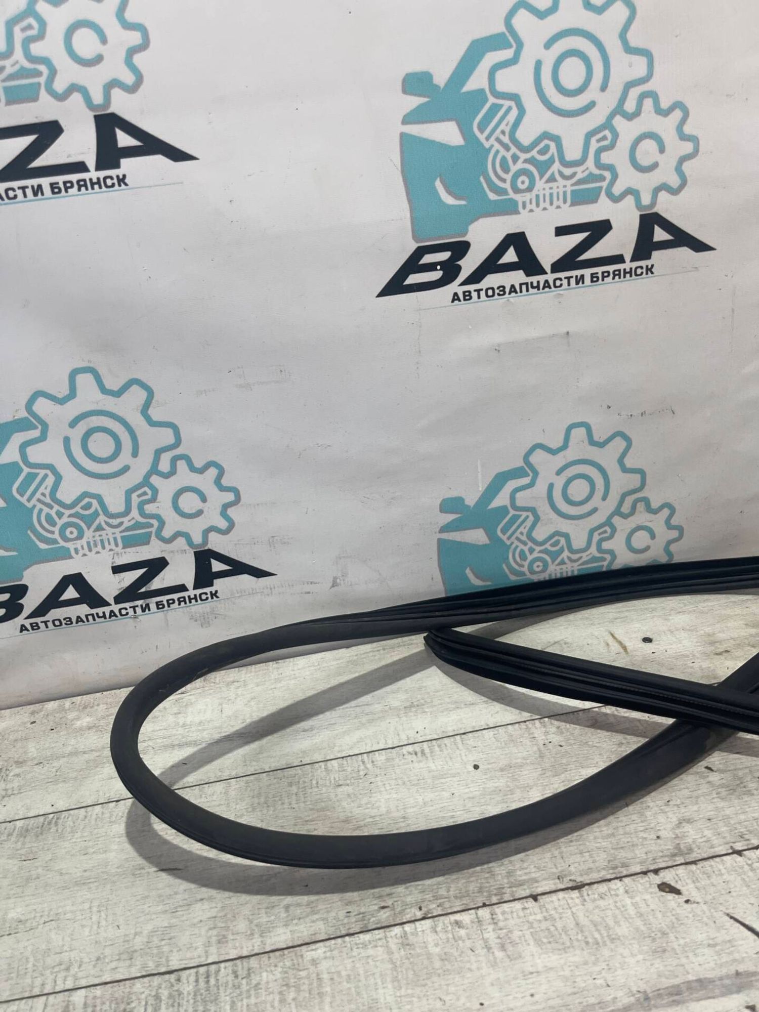 Уплотнитель передней правой двери Kia Rio 3, 1000 рублей, Брянск