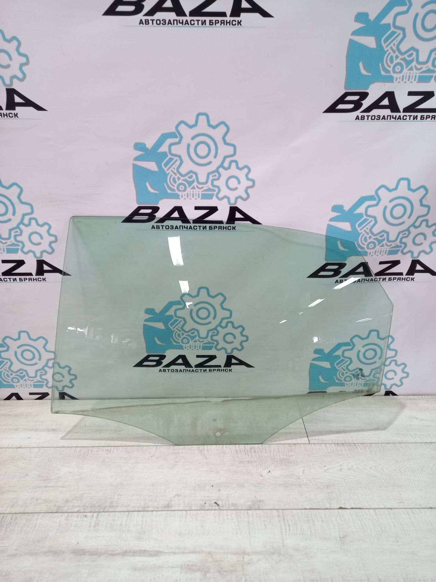 Стекло заднее левое Volkswagen Polo 5, 2000 рублей, Брянск