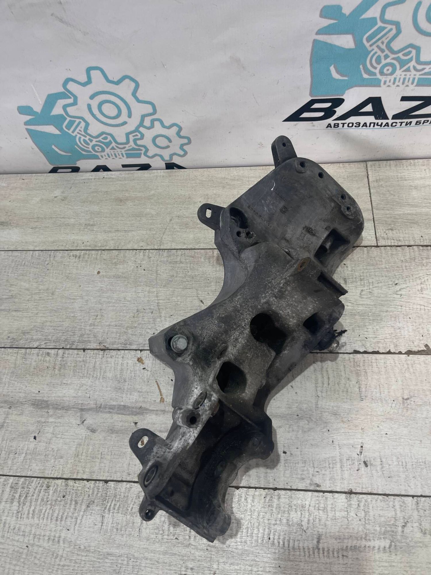 Кронштейн генератора Renault Logan 2, 1800 рублей, Брянск