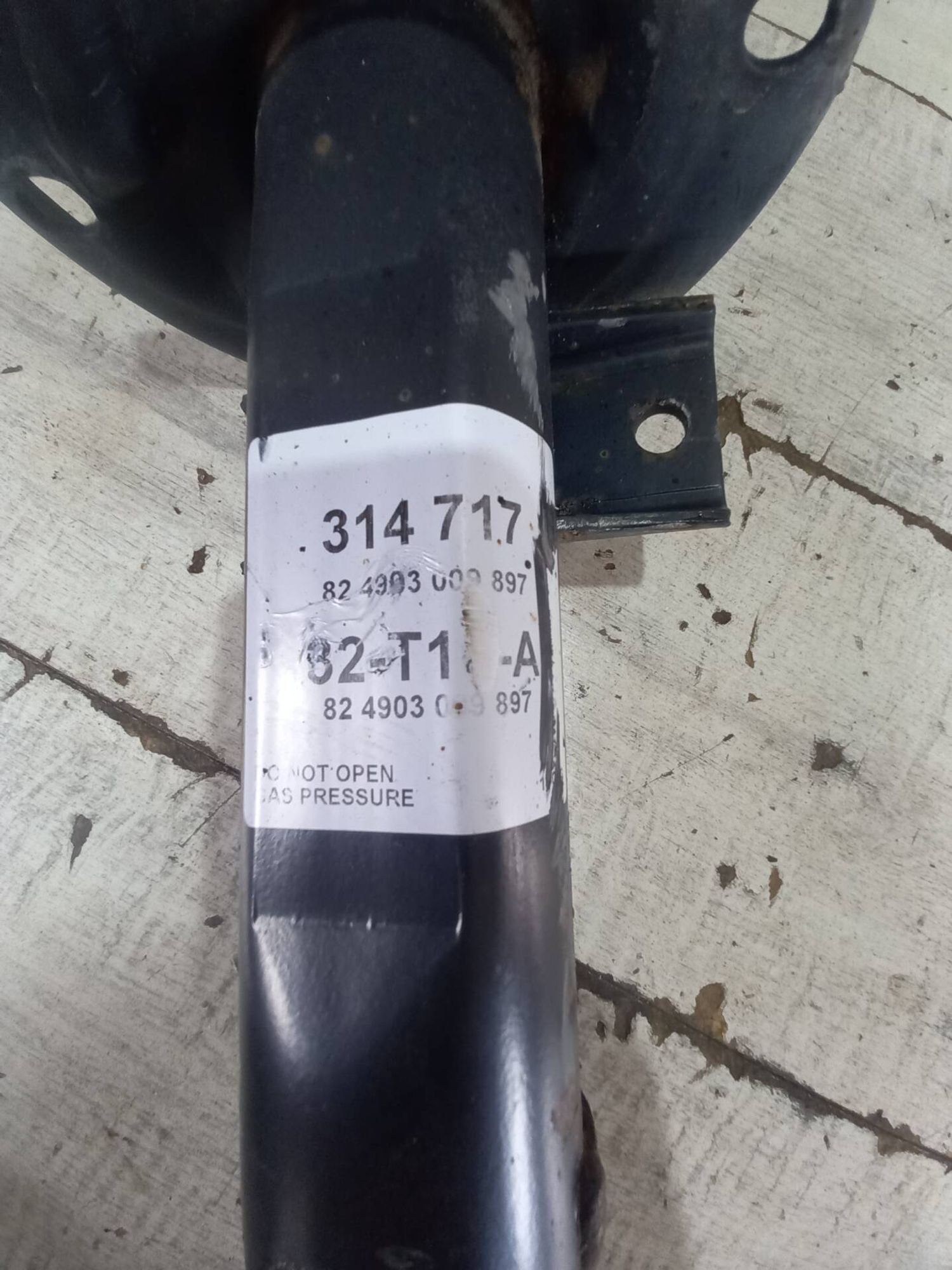 Стойка передняя правая Volkswagen Polo 5, 3500 рублей, Брянск