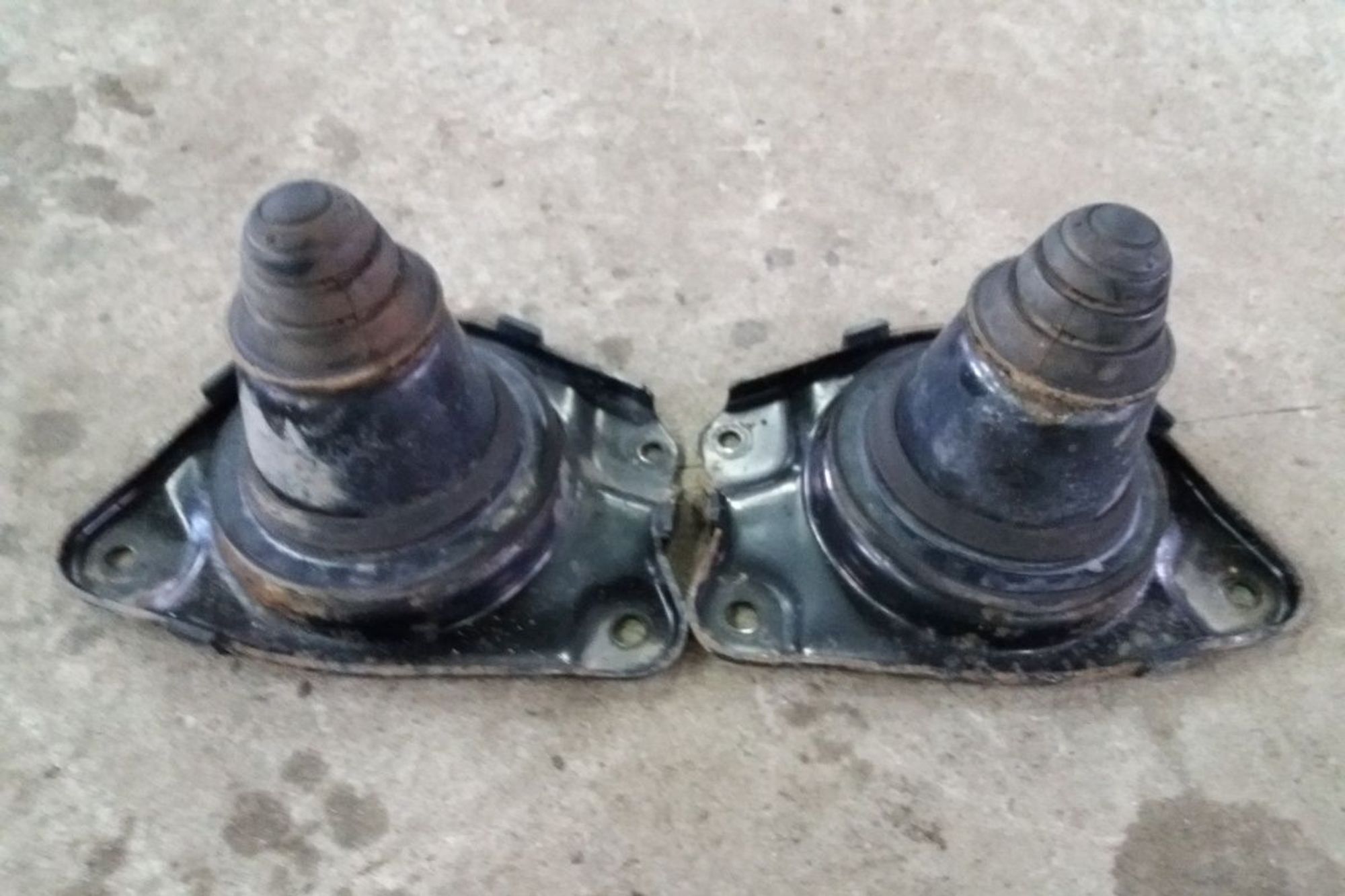 Опора отбойник Lexus RX 3 2009-2015г, 1500 рублей, Брянск