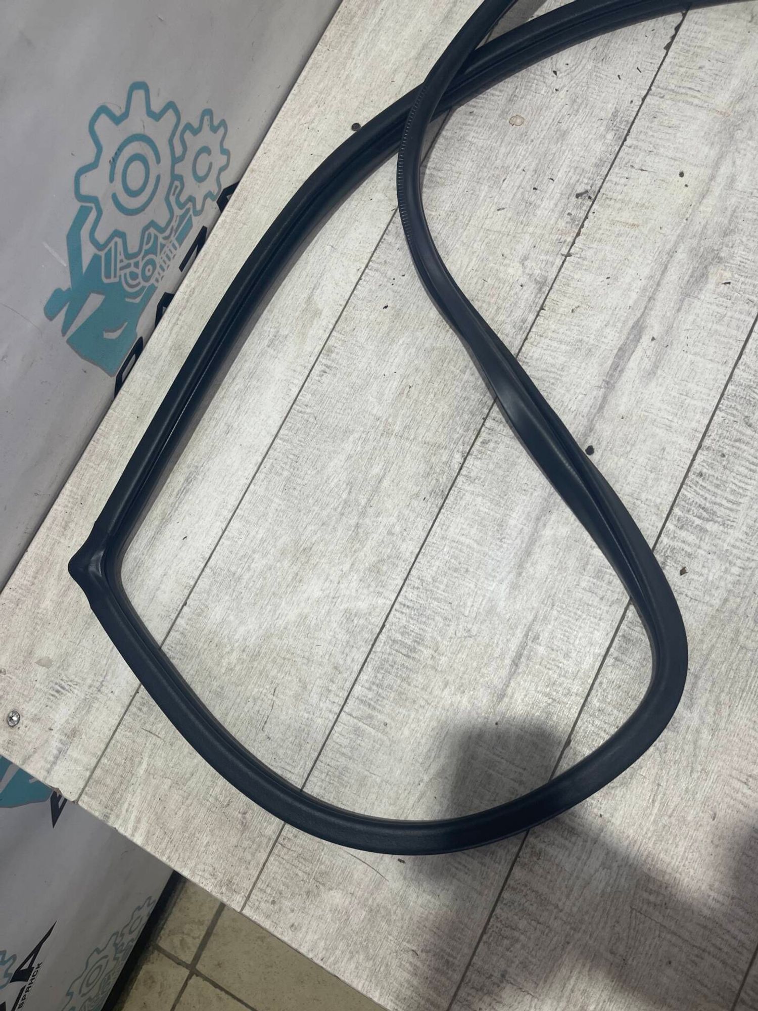 Уплотнитель дверного проема зад, правый Kia Ceed 1, 1000 рублей, Брянск