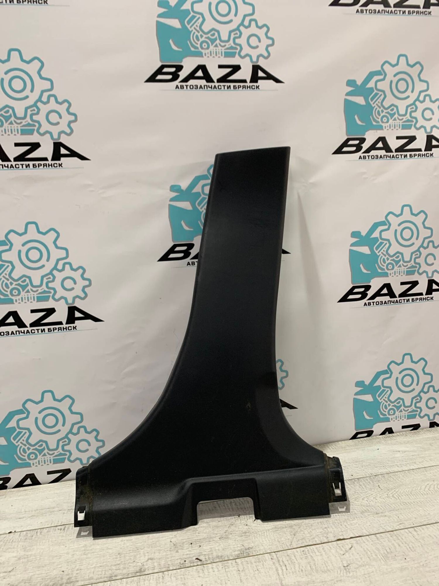 Обшивка средней правой стойки Mitsubishi Lancer 10, 500 рублей, Брянск