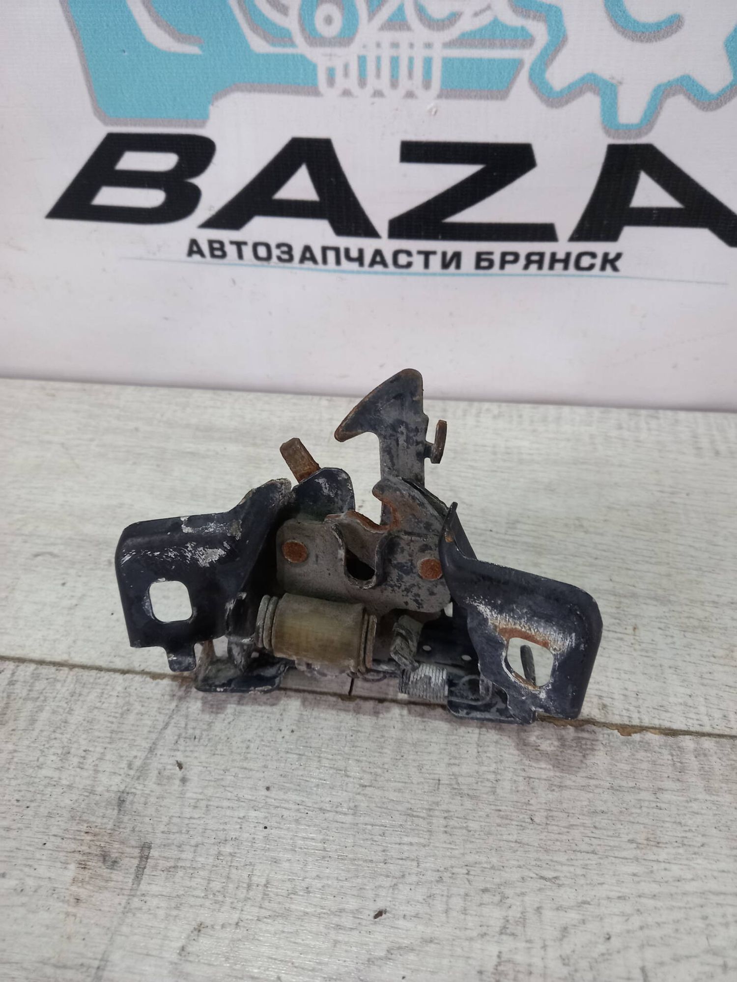 Замок капота Renault Logan 2, 1500 рублей, Брянск