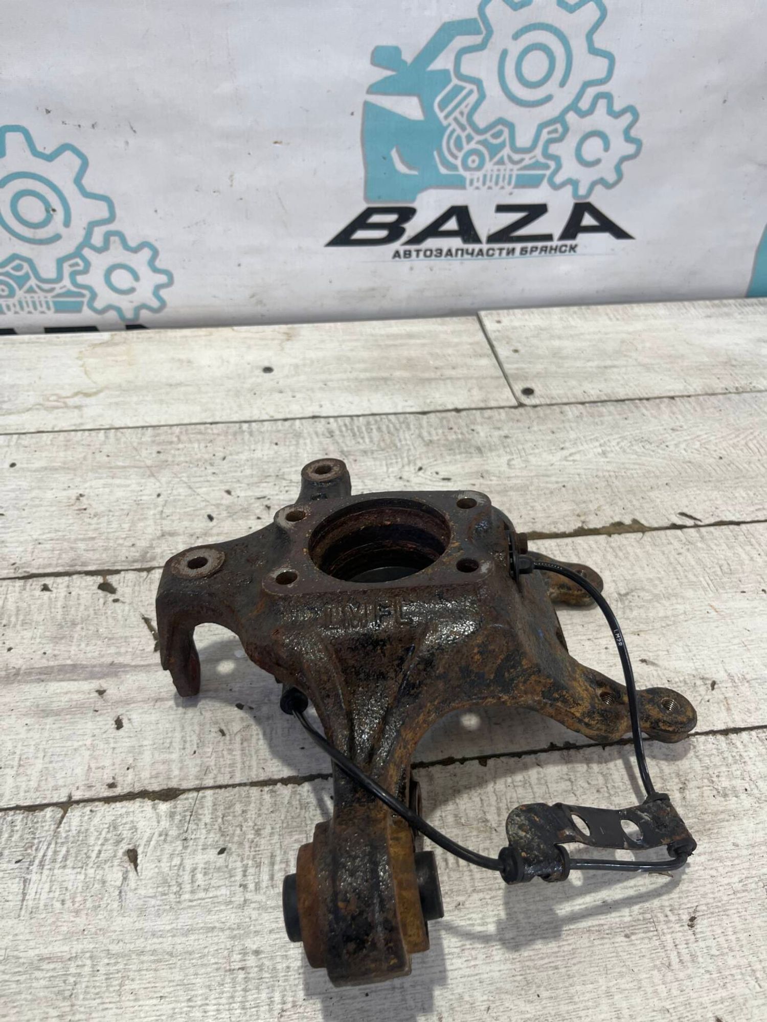 Кулак задний правый Hyundai ix35, 3000 рублей, Брянск