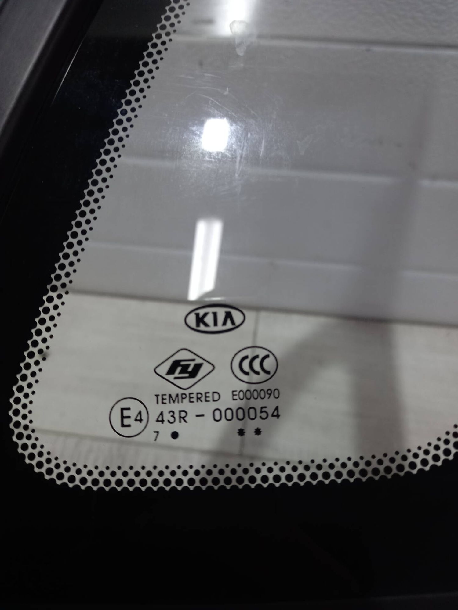 Форточка заднего правого крыла Kia Rio 3, 2000 рублей, Брянск