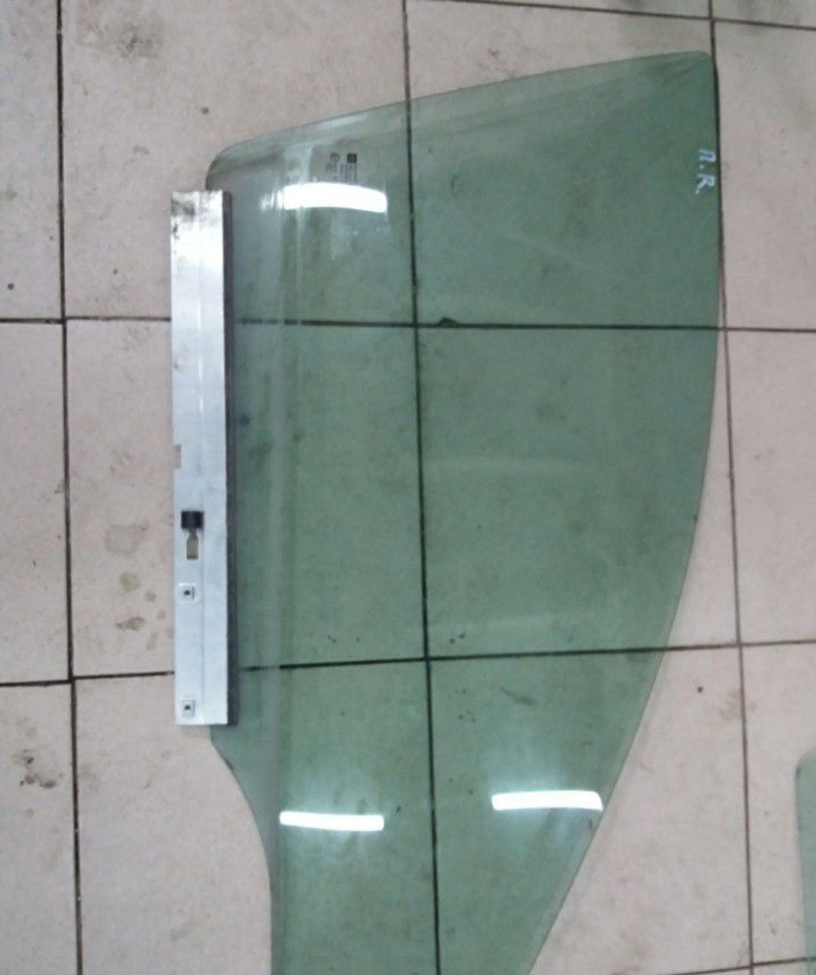 Стекло переднее правое Opel Astra H, 2000 рублей, Брянск