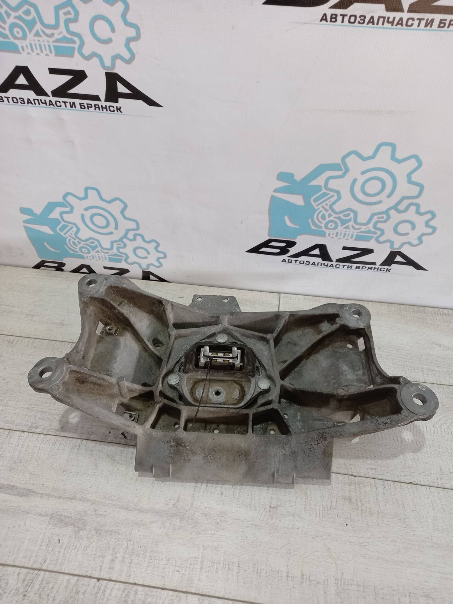 Траверса Акпп Audi A6 C7, 5000 рублей, Брянск