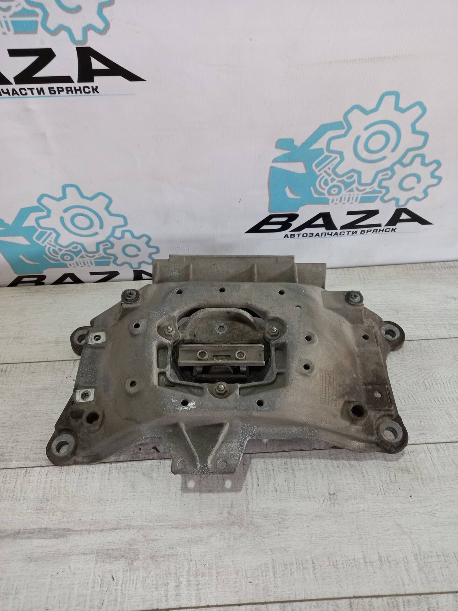 Траверса Акпп Audi A6 C7, 5000 рублей, Брянск