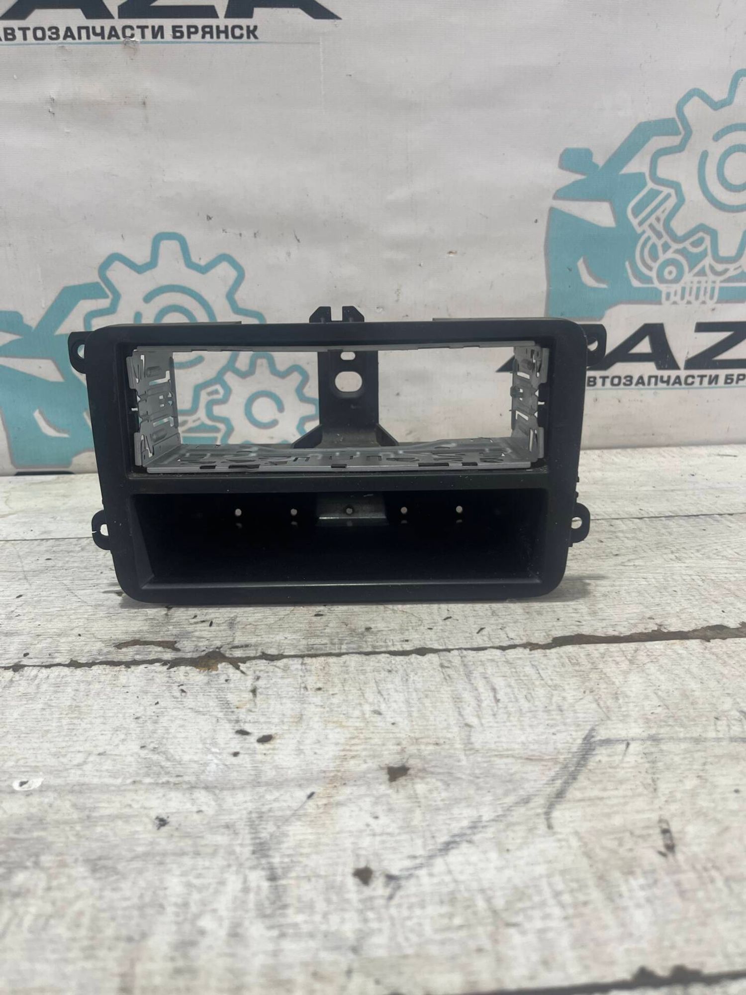 Рамка консоли Volkswagen Polo 5, 1000 рублей, Брянск
