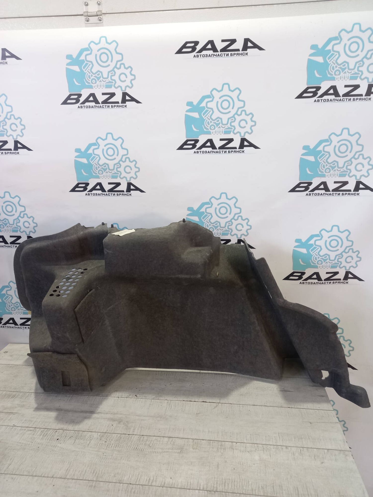 Обшивка багажника правая Volkswagen Polo 5, 1500 рублей, Брянск