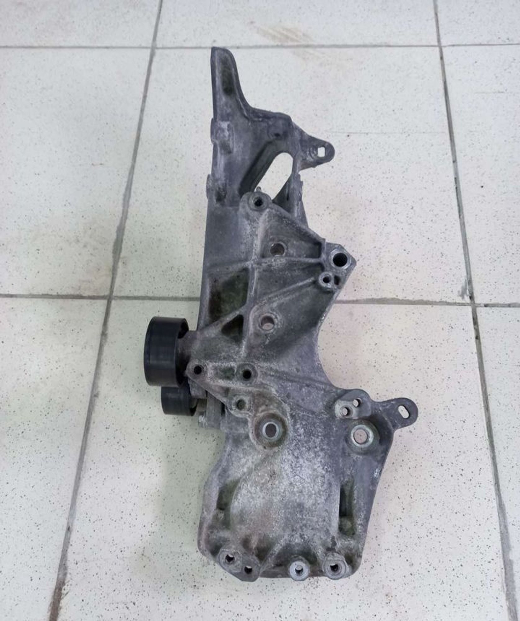 Кронштейн генератора Renault Logan 1, 1500 рублей, Брянск