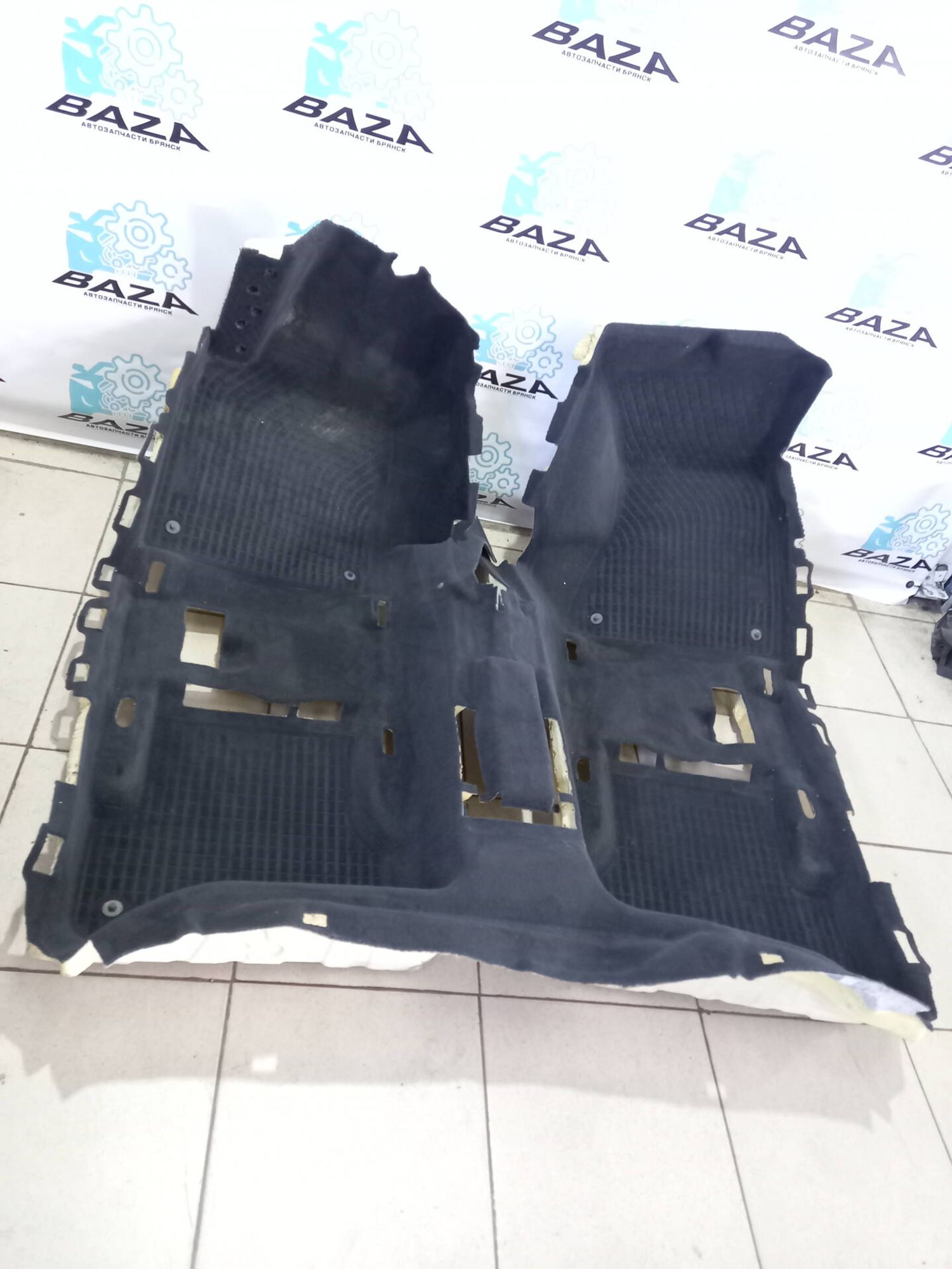 Ковролин салона Audi A6 C7, 10000 рублей, Брянск