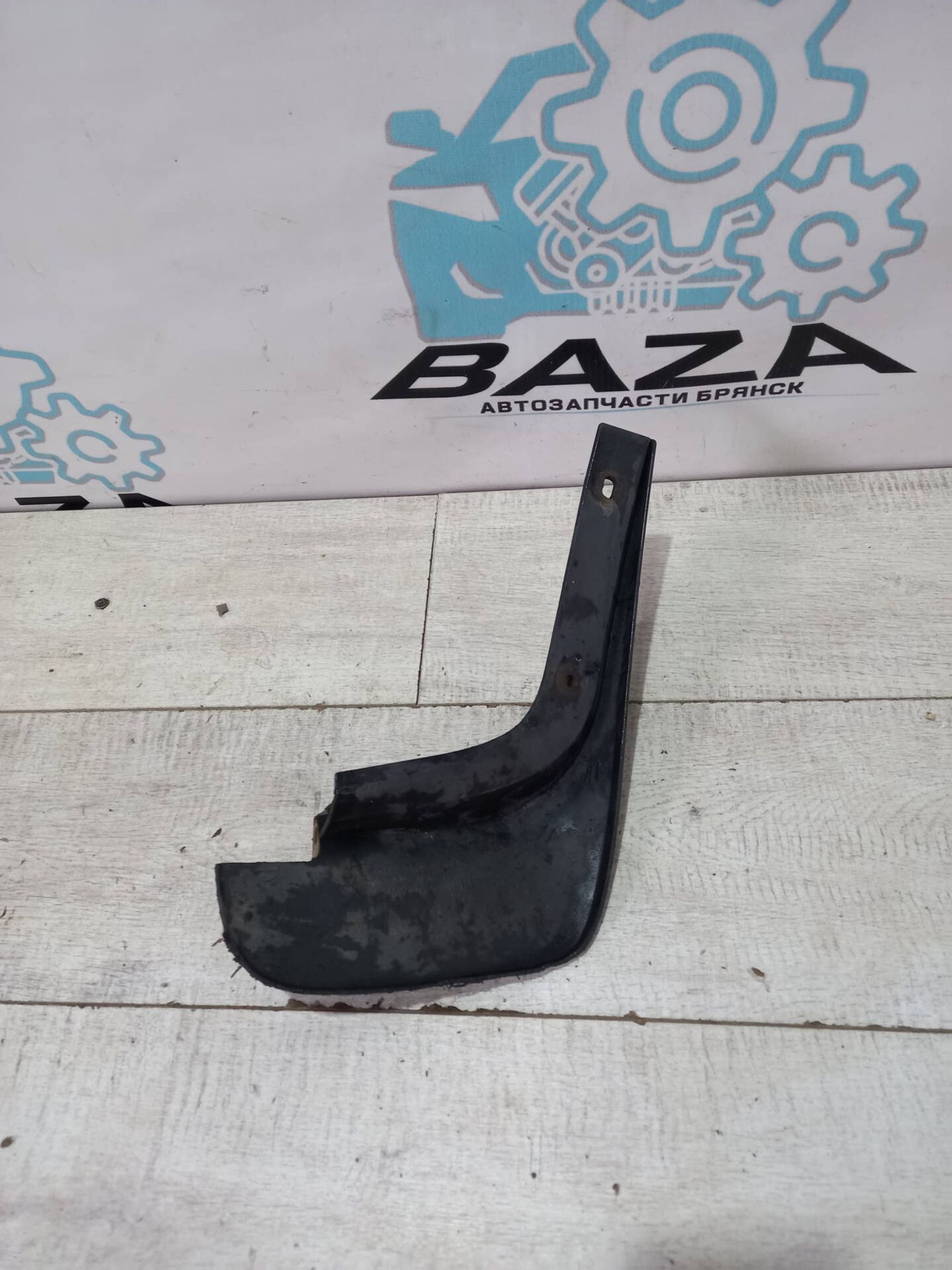 Брызговик передний левый Kia Spectra, 500 рублей, Брянск