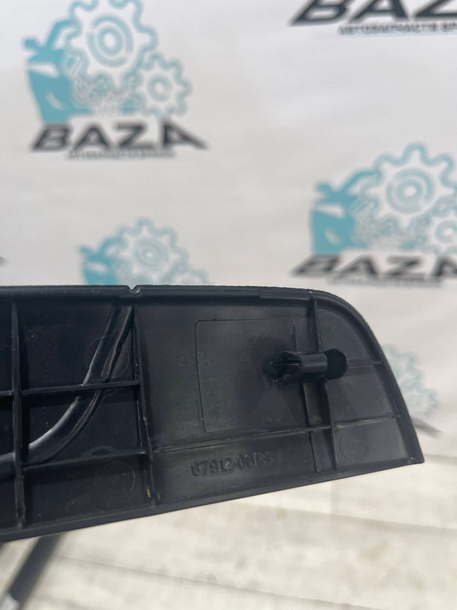 Накладка переднего левого порога  Toyota Camry V70, 1500 рублей, Брянск