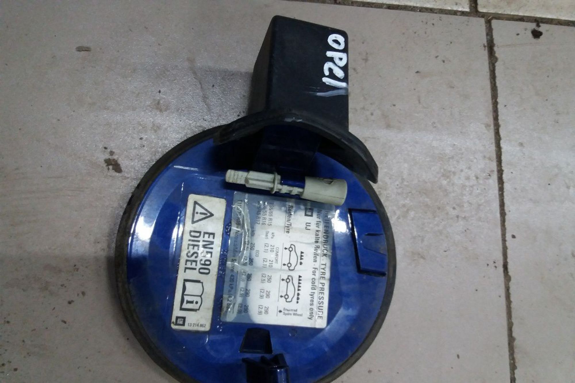 Лючок бензобака Opel Astra H, 1000 рублей, Брянск