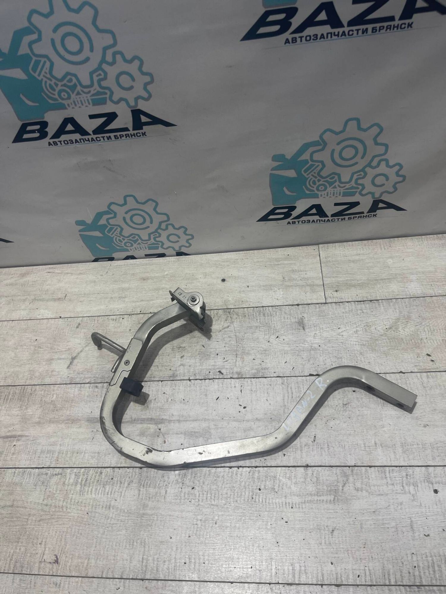 Петля багажника правая Renault Logan 2, 1000 рублей, Брянск