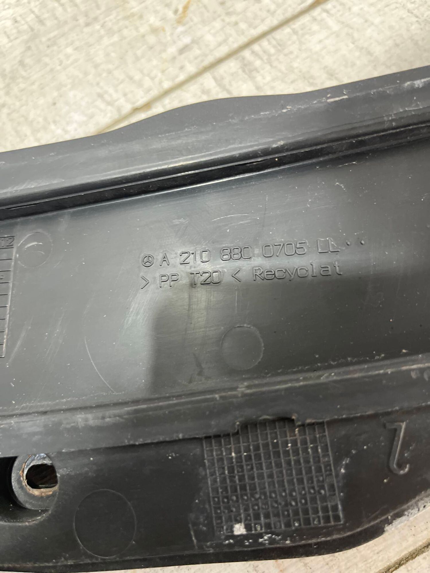 Решетка капота Mercedes W210 E, 1000 рублей, Брянск