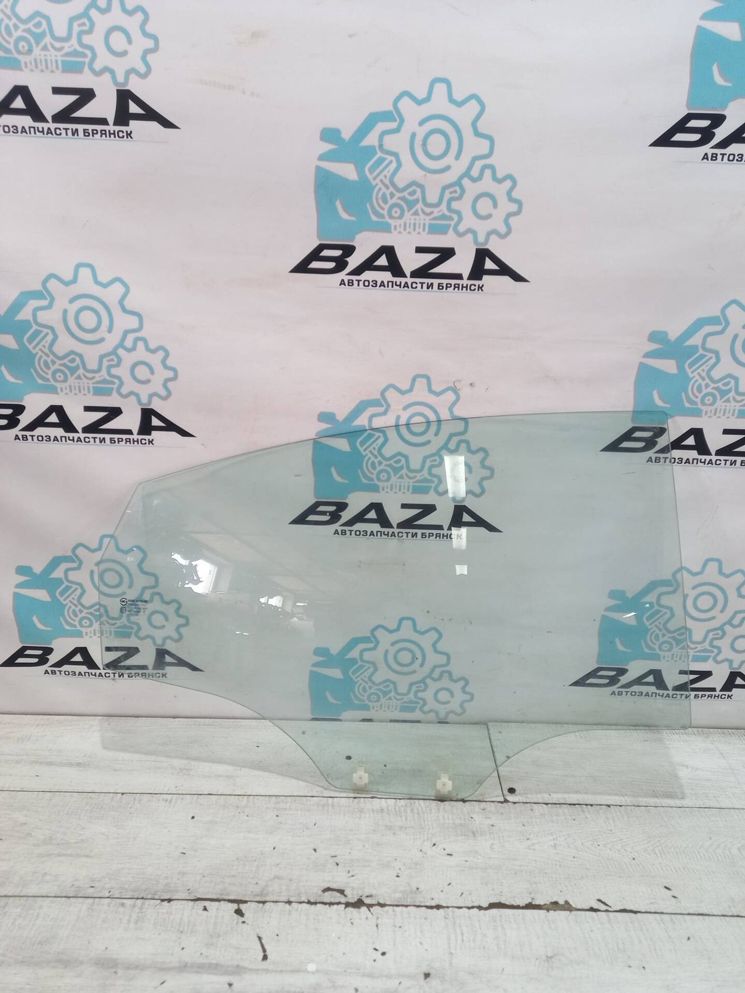 Стекло заднее правое Hyundai Solaris, 2000 рублей, Брянск