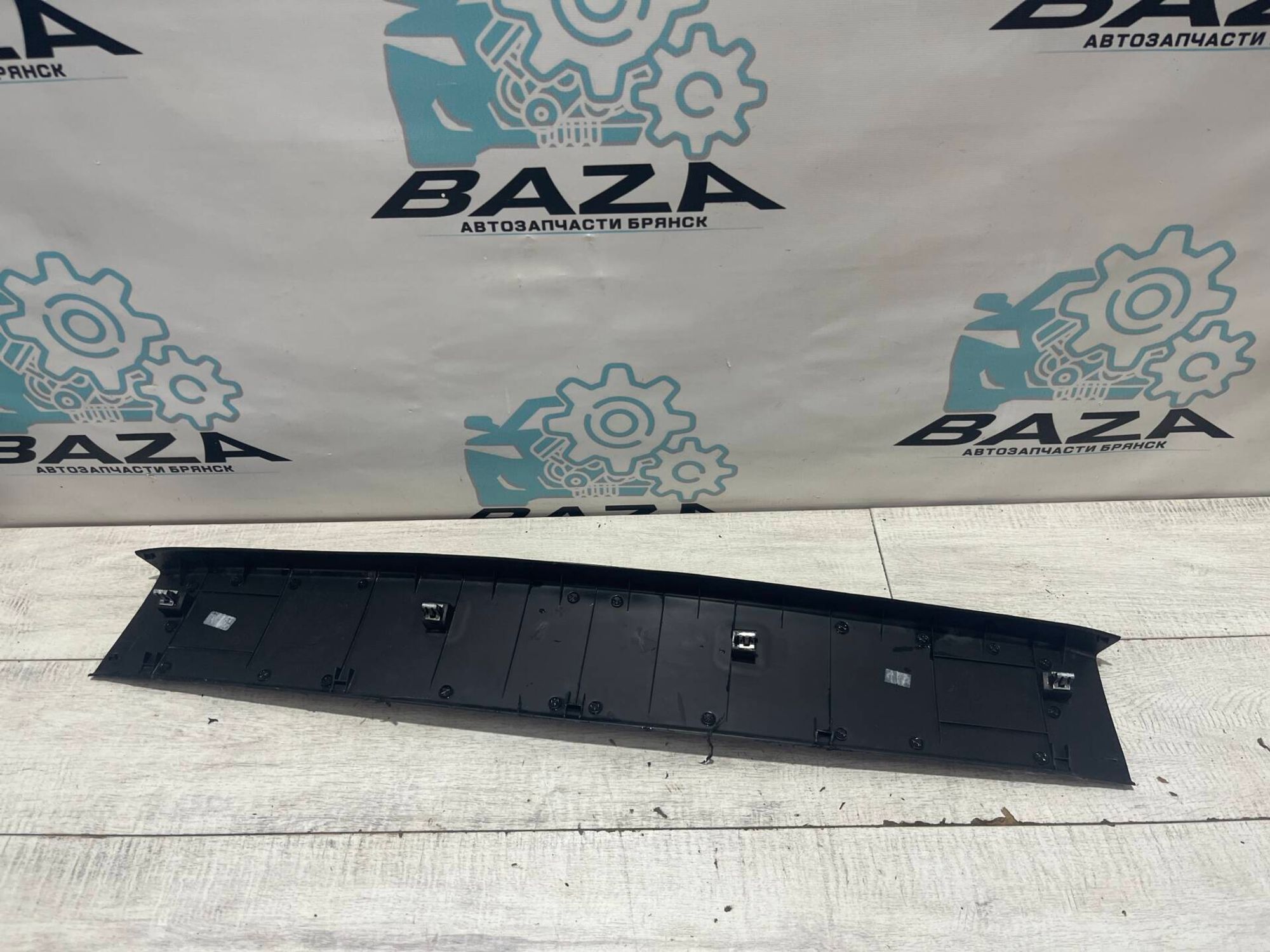 Обшивка двери багажника хетчбэк Chevrolet Cruze, 800 рублей, Брянск