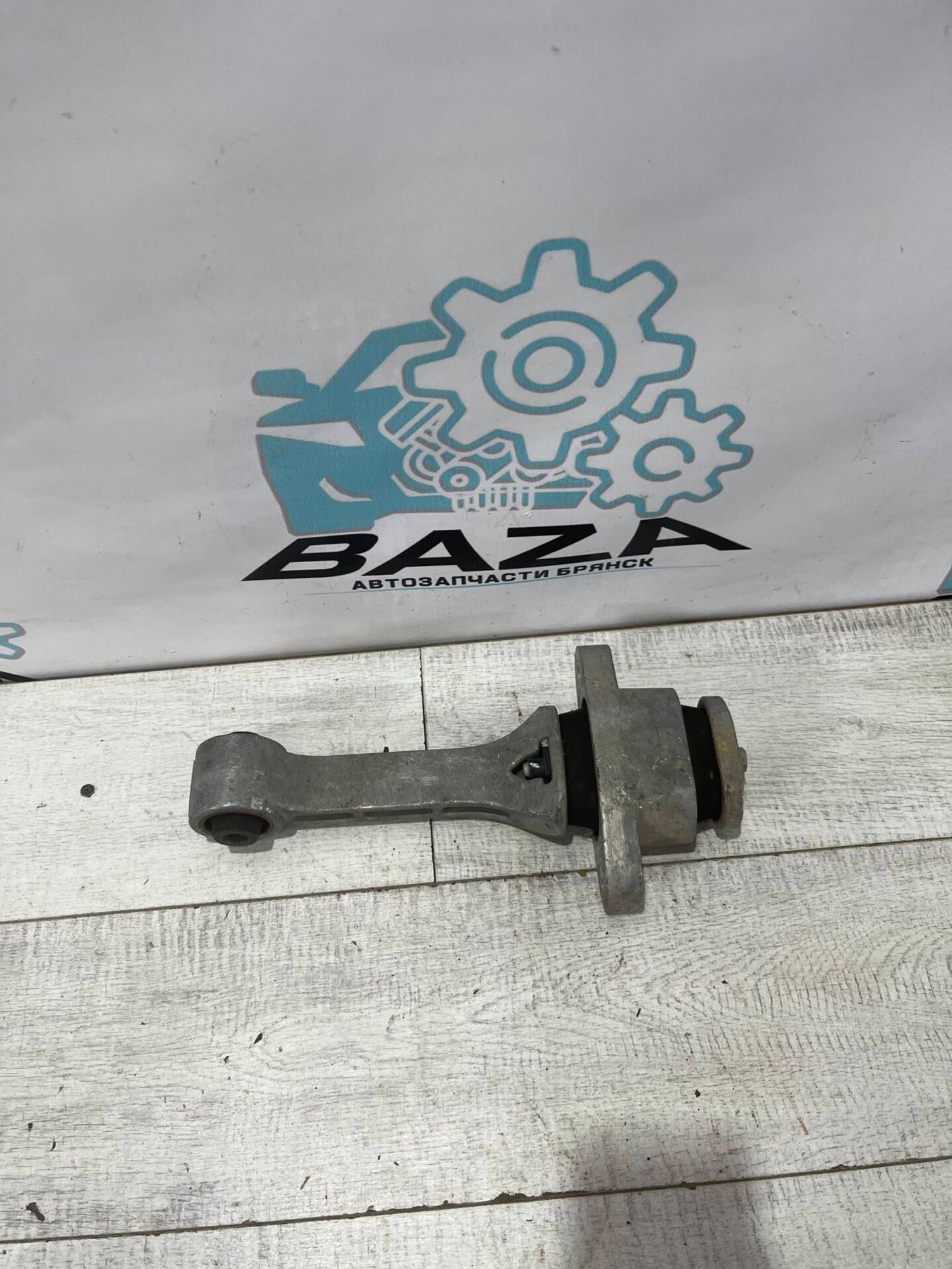 Опора двигателя Kia Sportage 3, 2000 рублей, Брянск