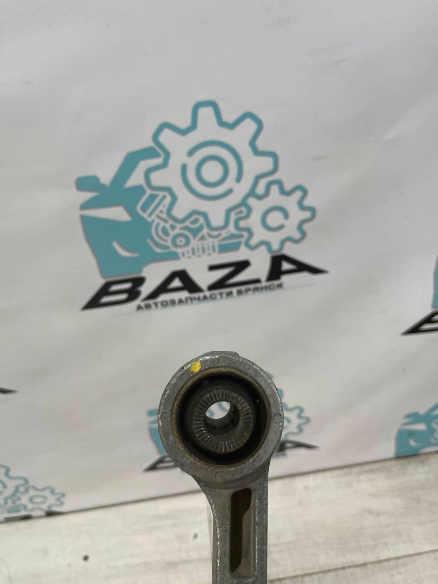 Опора двигателя Kia Sportage 3, 2000 рублей, Брянск