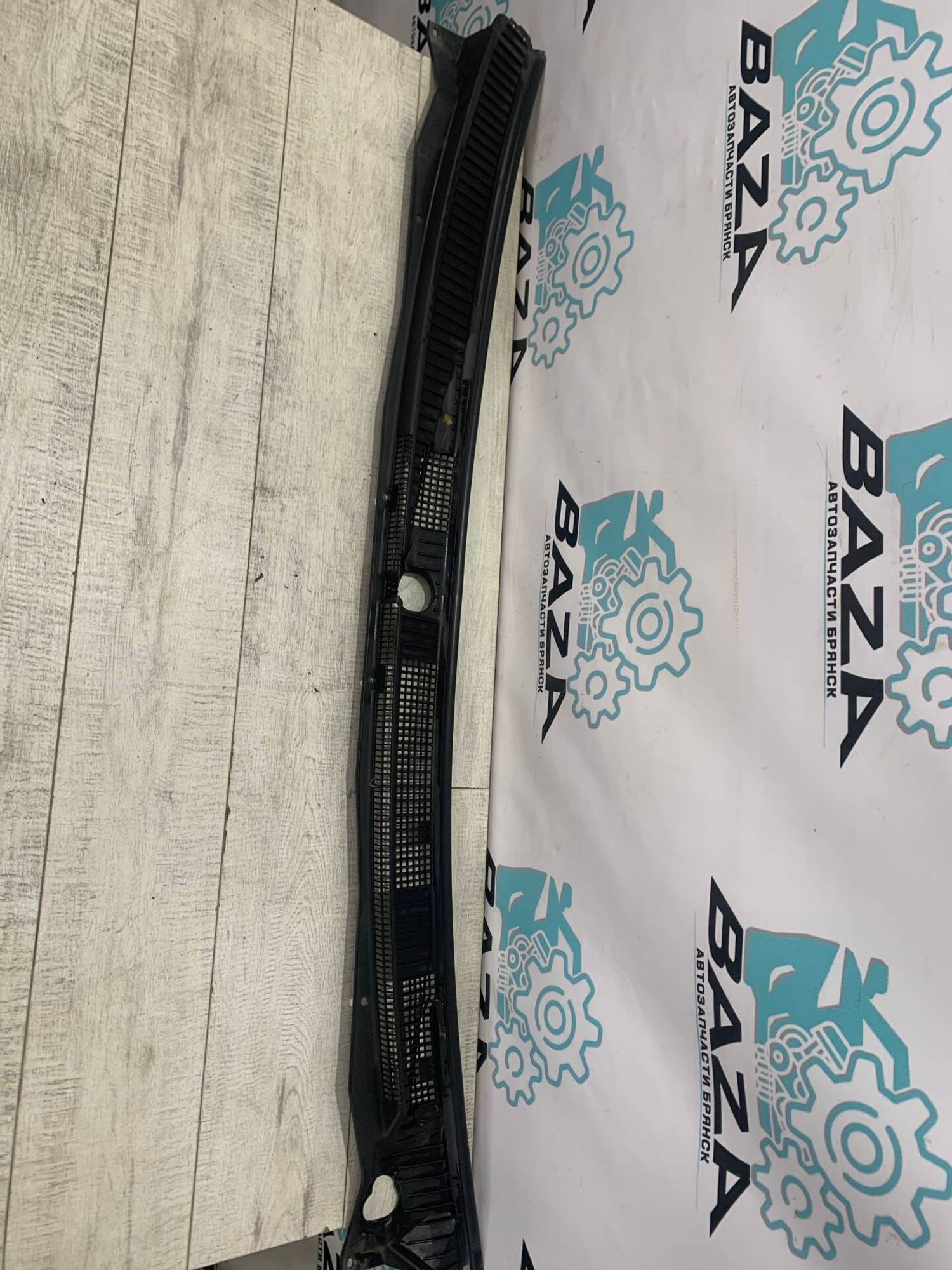 Водосток лобового стекла (жабо) Mitsubishi Pajero 4, 2000 рублей, Брянск