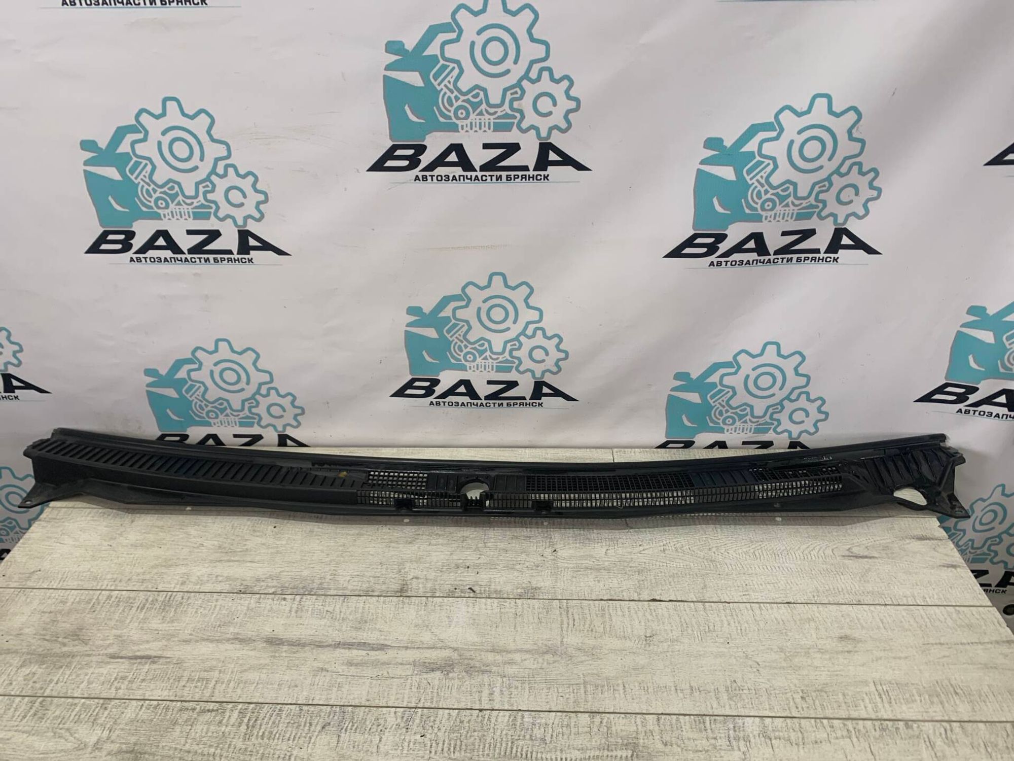 Водосток лобового стекла (жабо) Mitsubishi Pajero 4, 2000 рублей, Брянск