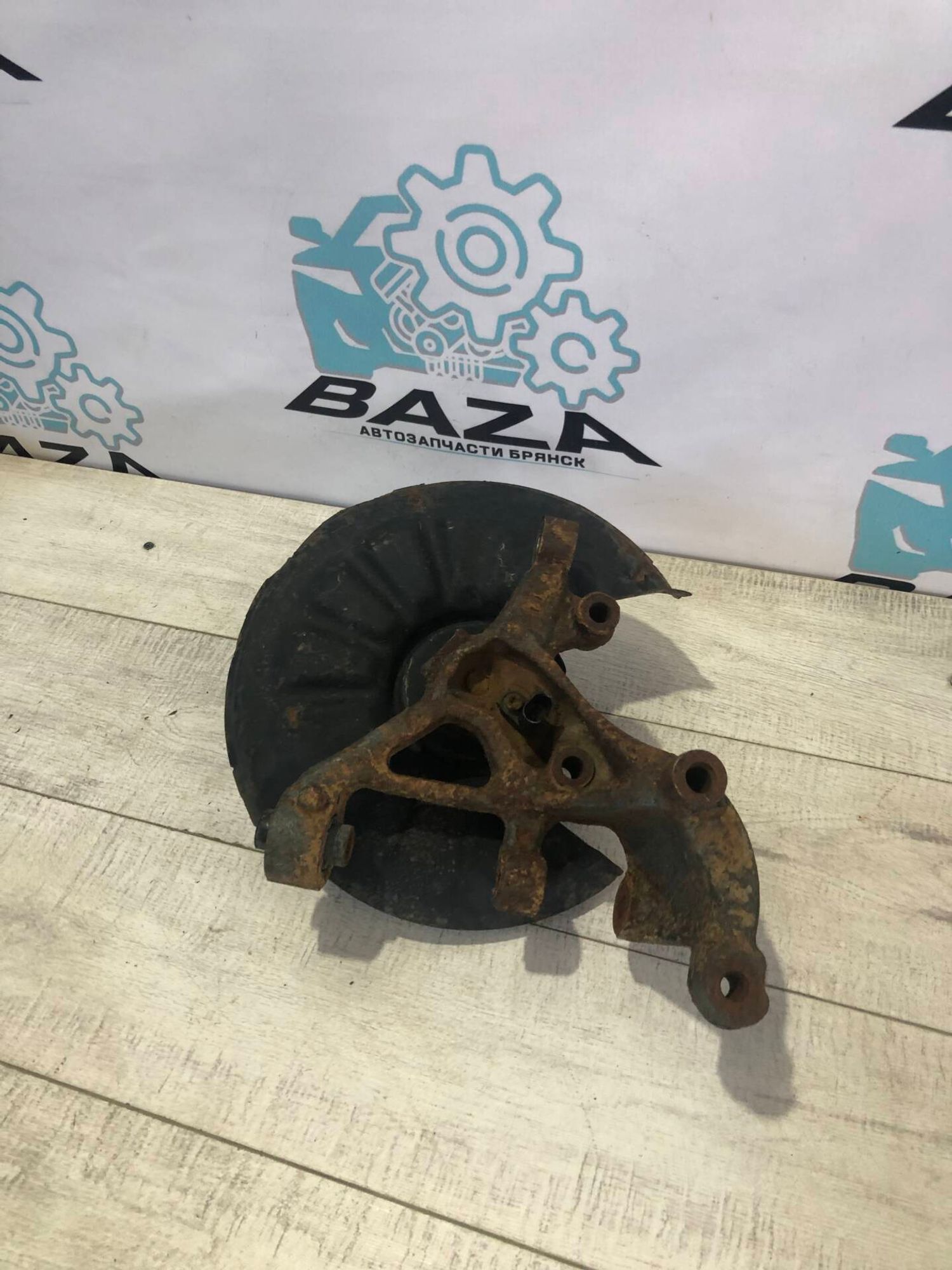 Кулак задний левый Volkswagen Golf 7, 5000 рублей, Брянск