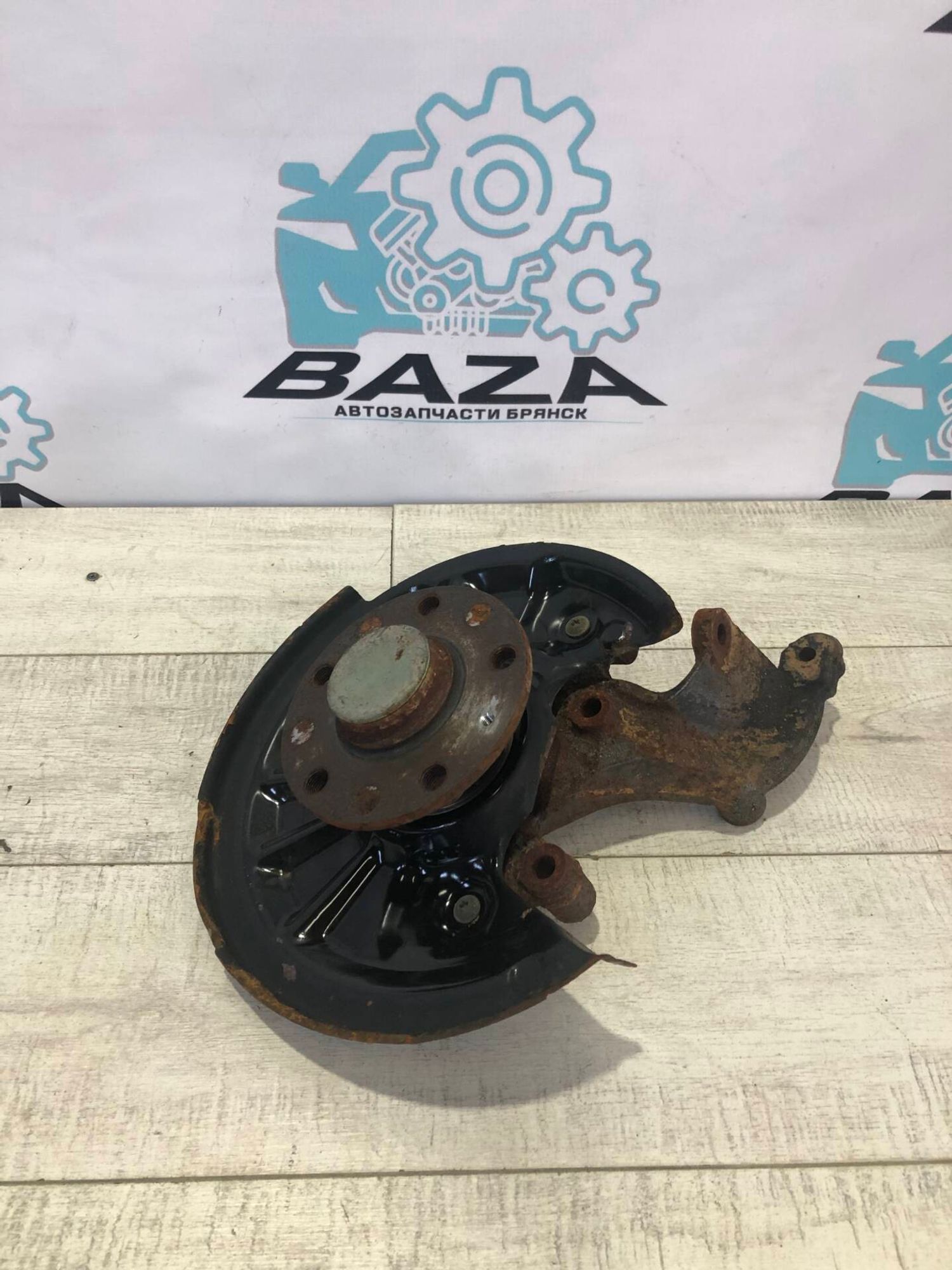 Кулак задний левый Volkswagen Golf 7, 5000 рублей, Брянск