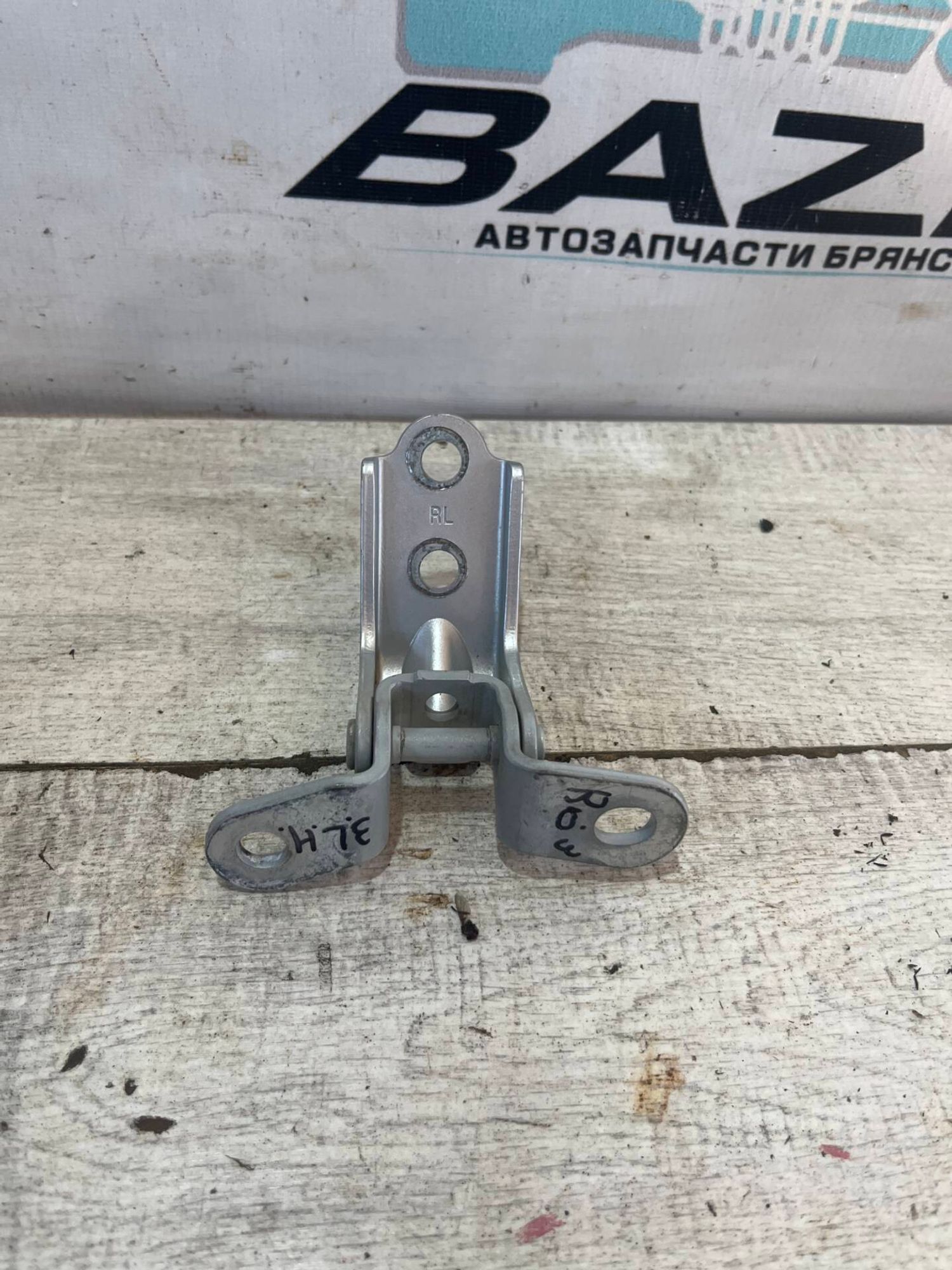 Петля двери задней левой нижняя Kia Rio 3, 500 рублей, Брянск