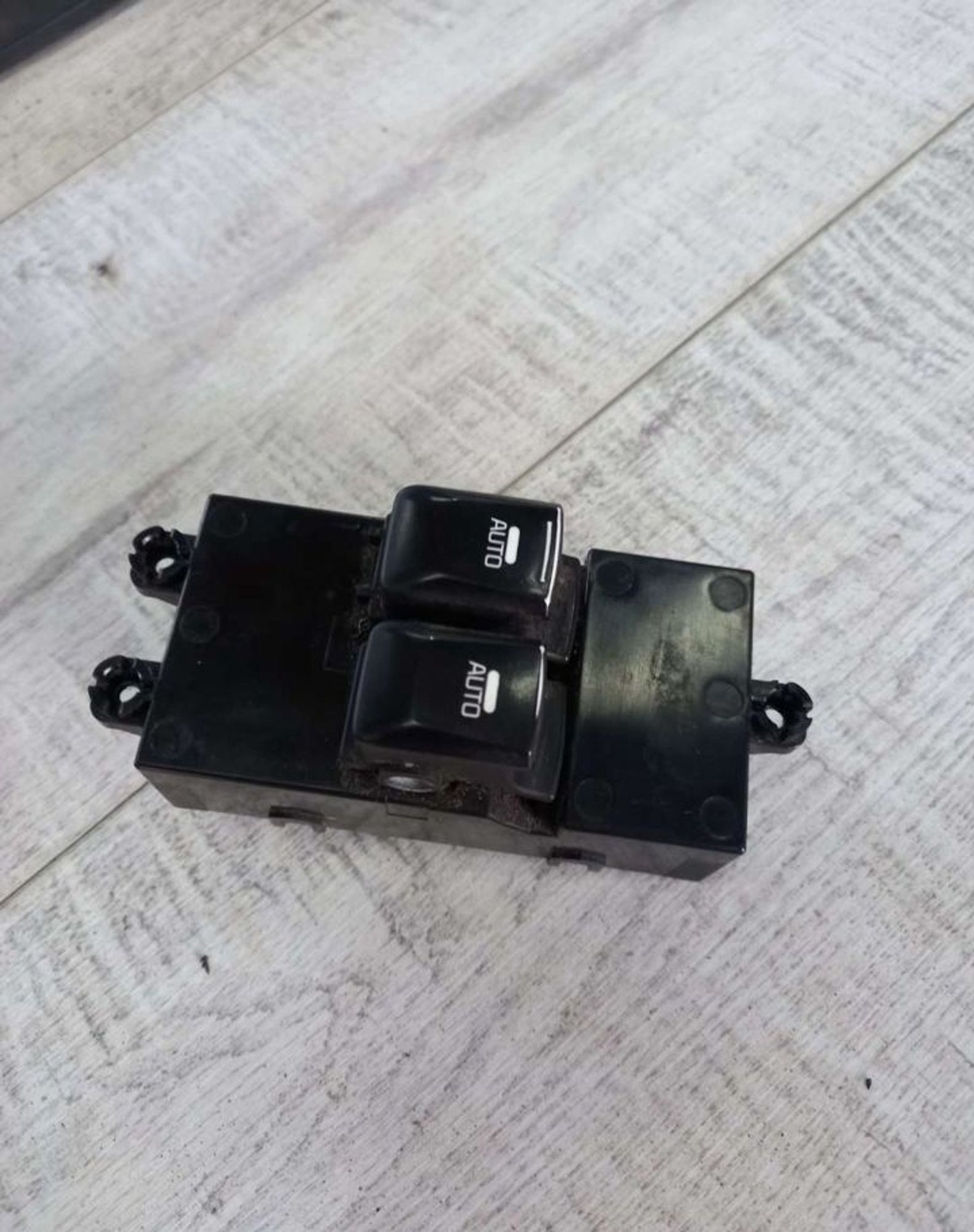 Кнопки стеклоподьемника передней левой двери Kia C, 1000 рублей, Брянск