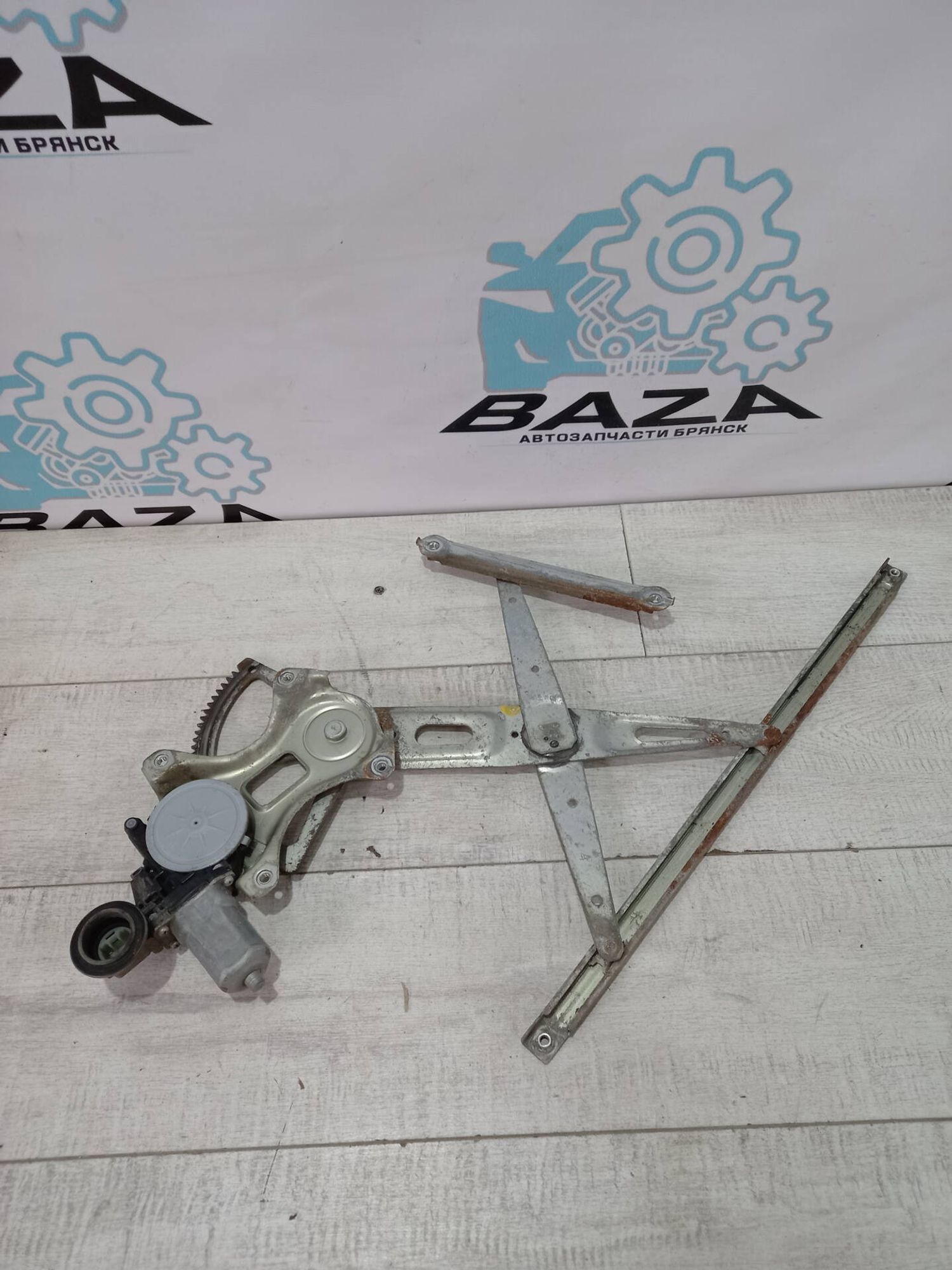 Стеклоподьемник передней левой двери Lexus IS II, 2000 рублей, Брянск