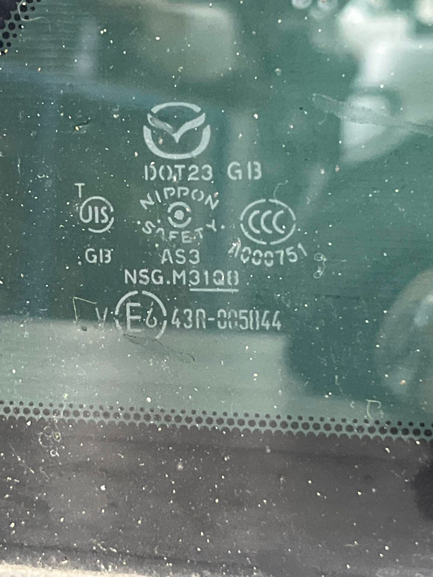 Форточка заднего правого крыла Mazda CX 7, 2000 рублей, Брянск