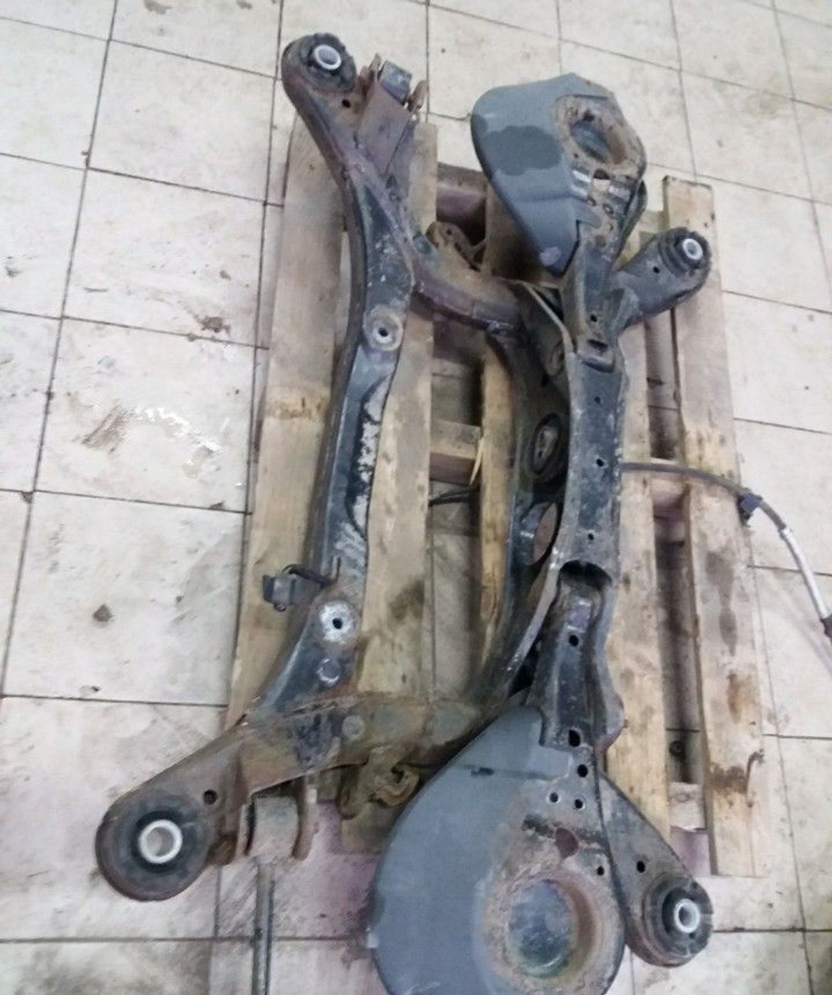 Задний подрамник Lexus RX 3 2009-2015г, 10000 рублей, Брянск