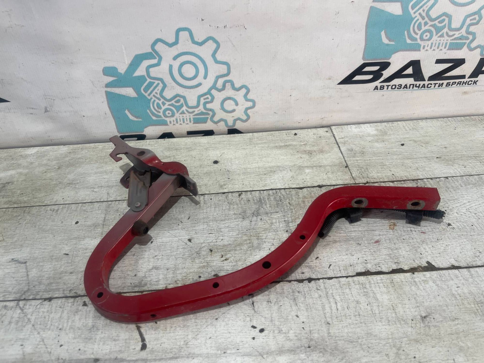 Петля багажника левая Hyundai Solaris, 1000 рублей, Брянск