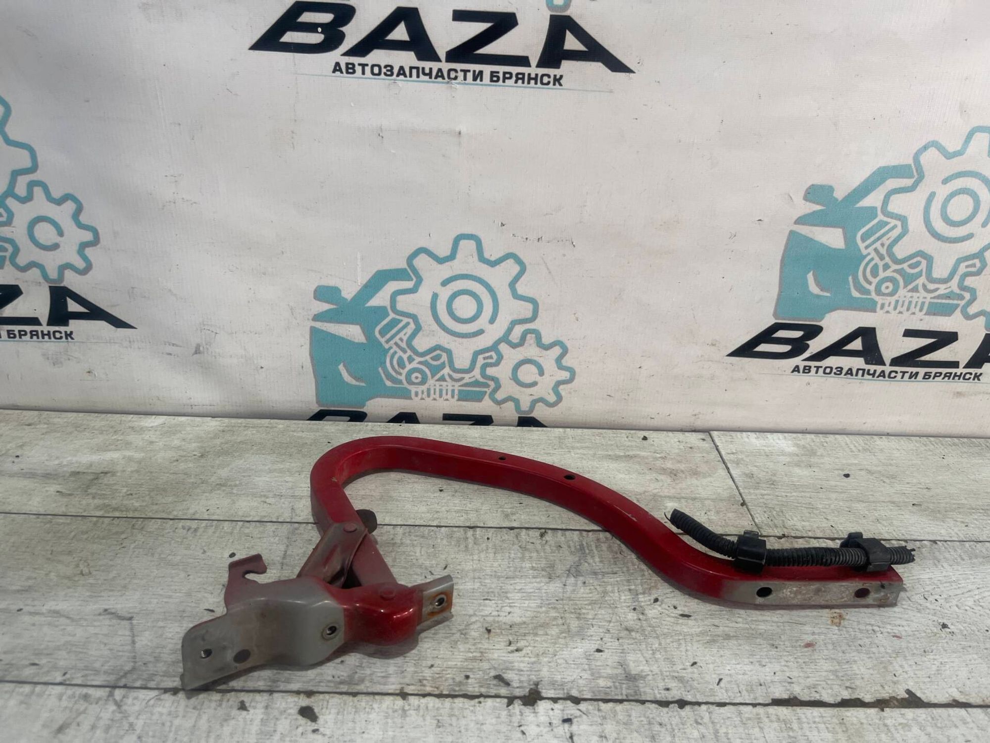 Петля багажника левая Hyundai Solaris, 1000 рублей, Брянск