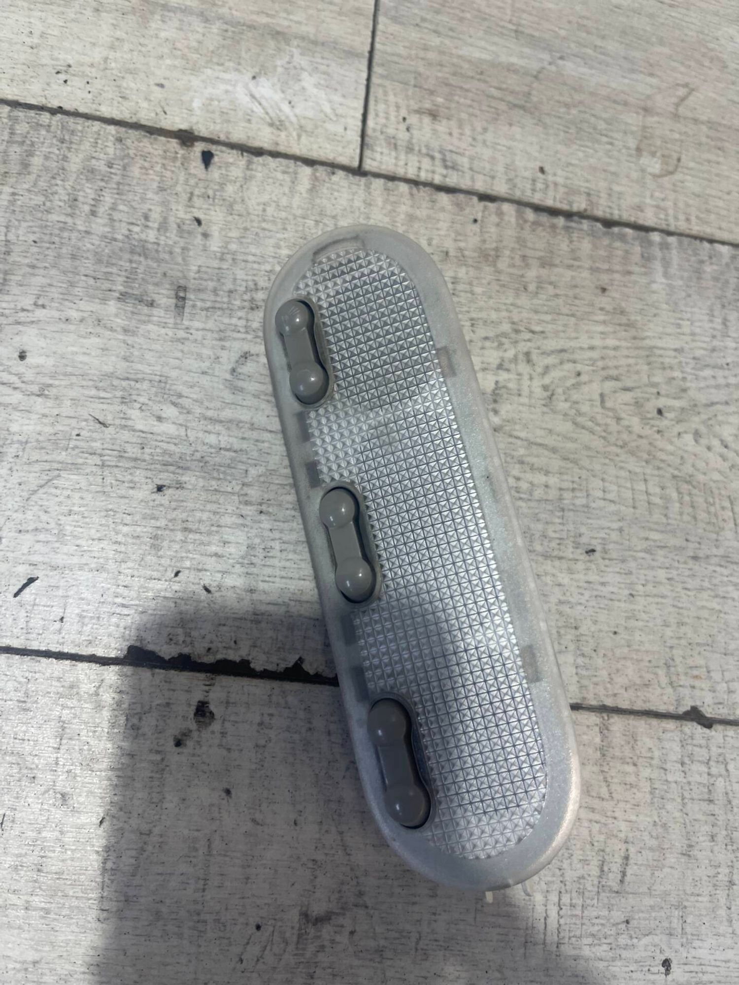 Плафон салонный Renault Logan 2, 1000 рублей, Брянск