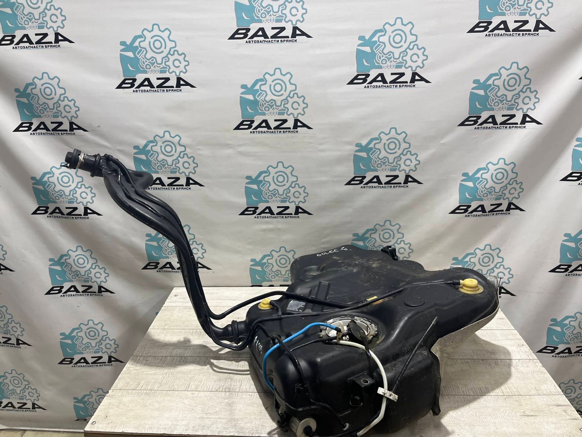 Бак топливный Volkswagen Golf 6, 2000 рублей, Брянск