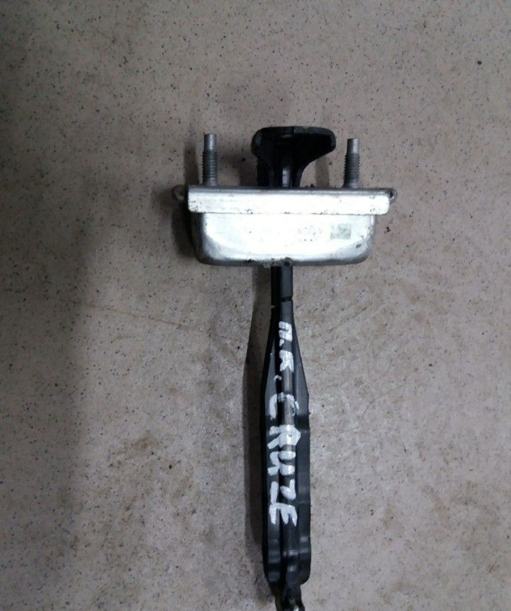 Ограничитель двери передней правой Chevrolet Cruze, 500 рублей, Брянск