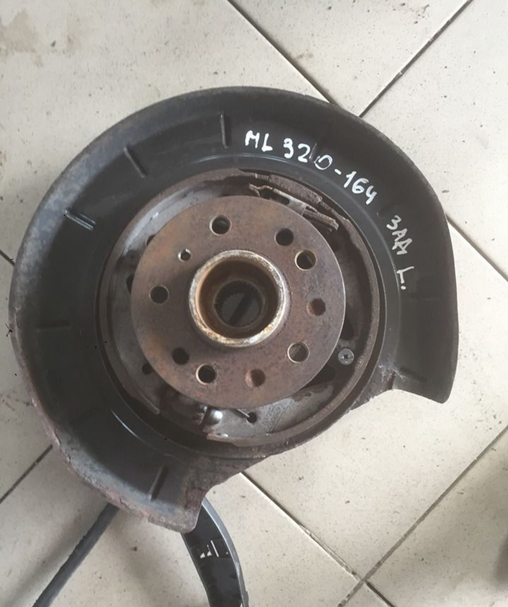 Mercedes w 164 ml 320 Кулак задний, 3000 рублей, Брянск