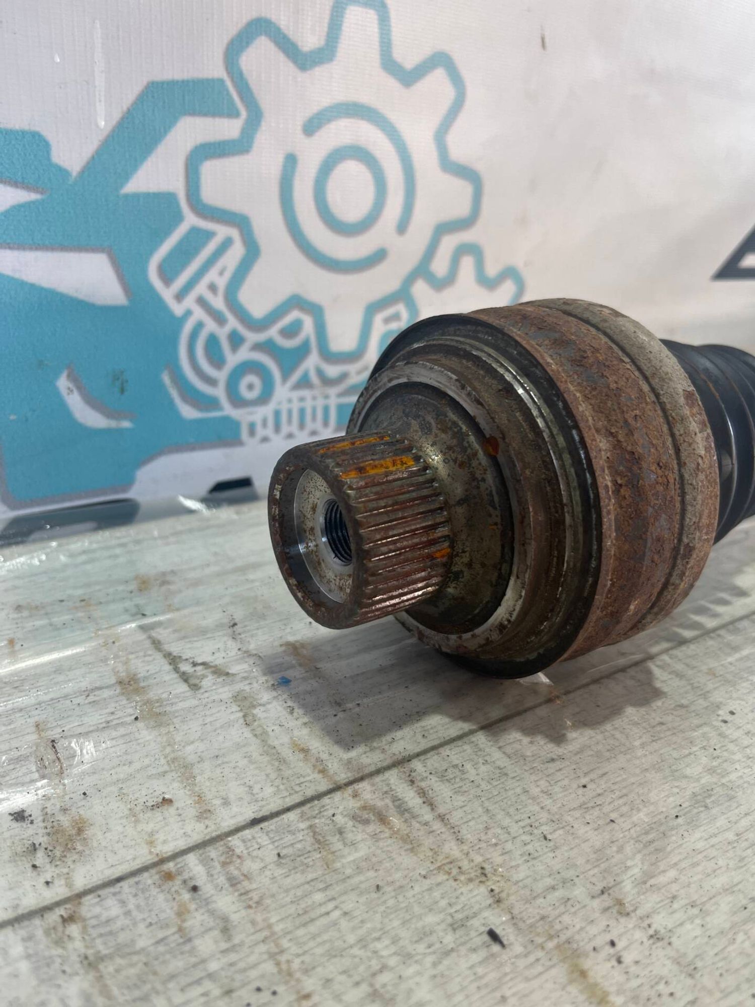 Привод задний левый Volkswagen Touareg 3, 9990 рублей, Брянск