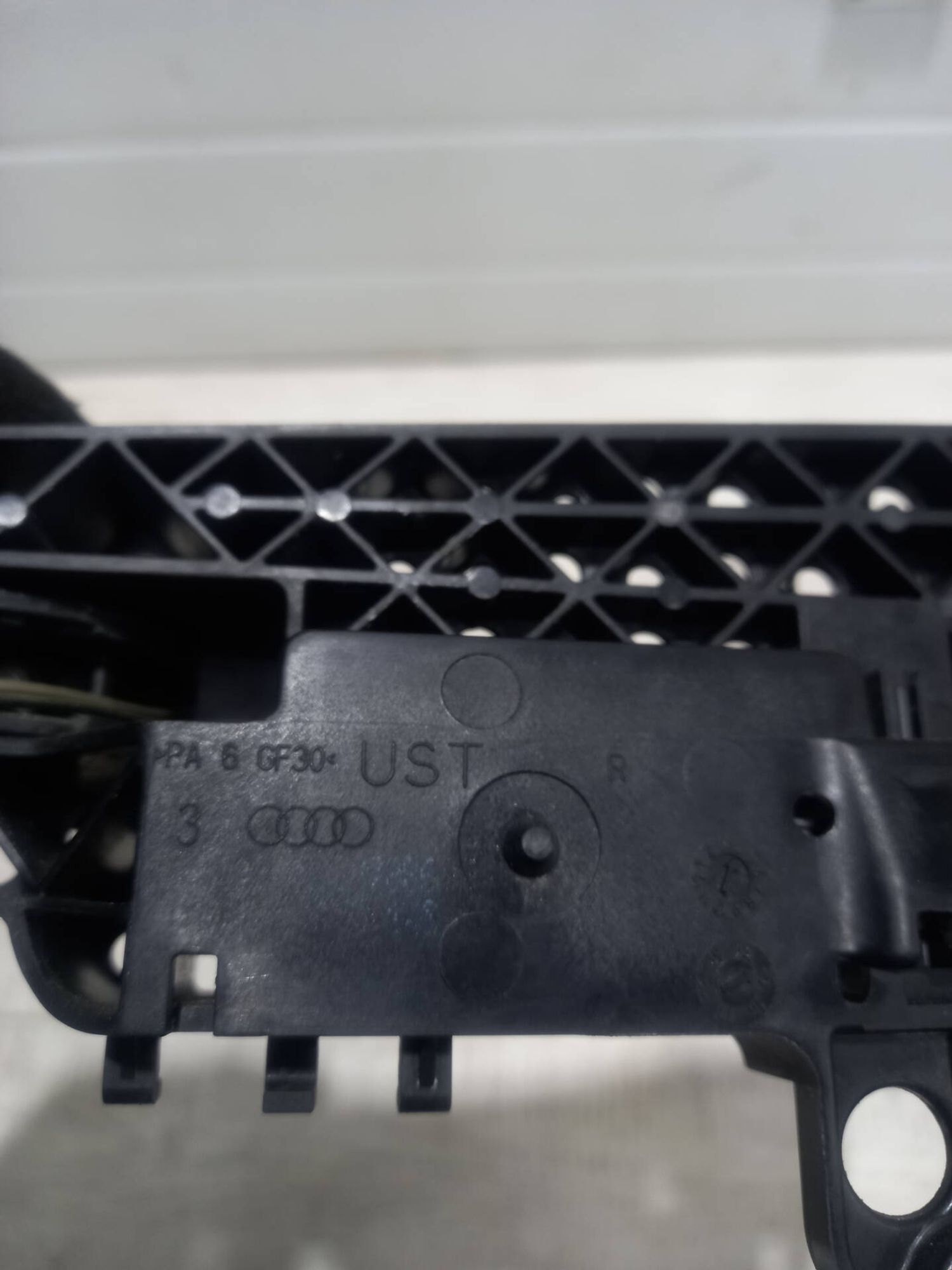 Ручка наружная задней правой двери Audi A6 C7, 4500 рублей, Брянск